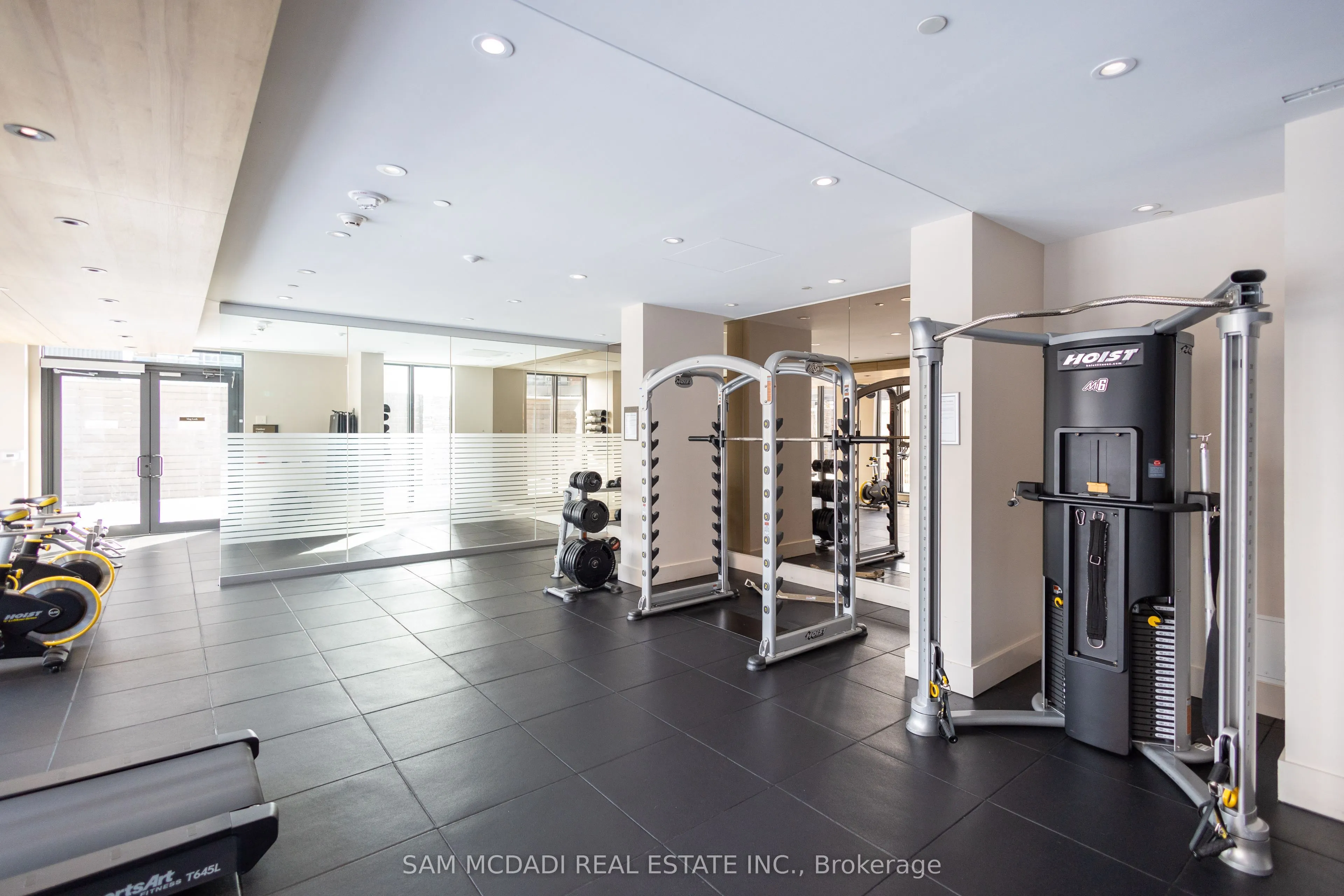 21 Park Street E, #321