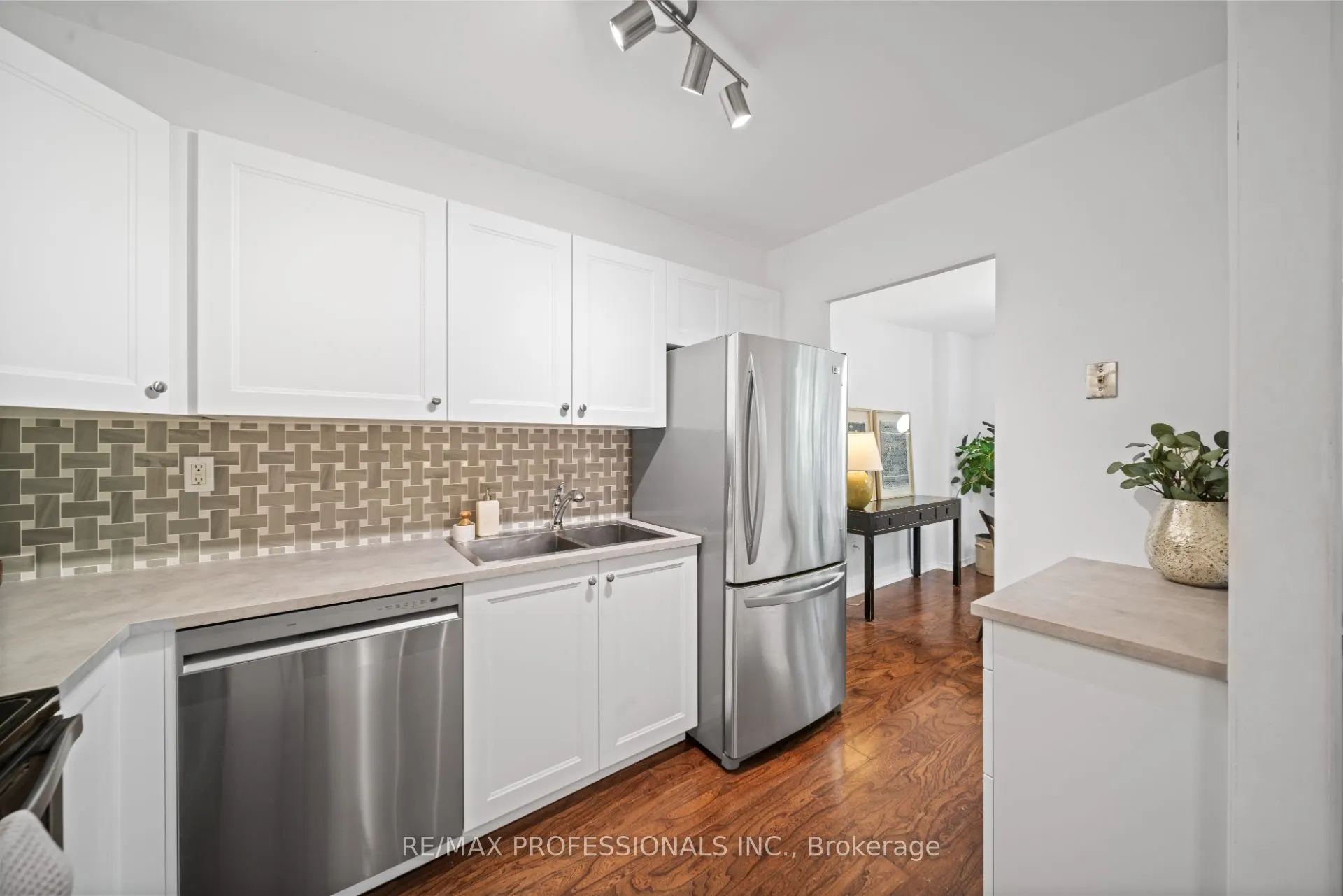 100 Coe Hill Drive, #216