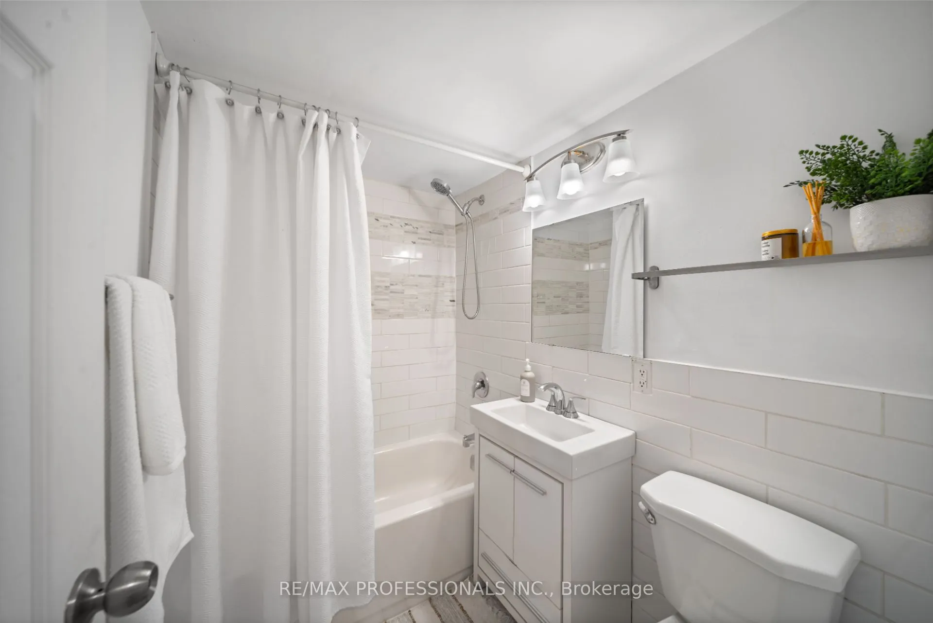 100 Coe Hill Drive, #216