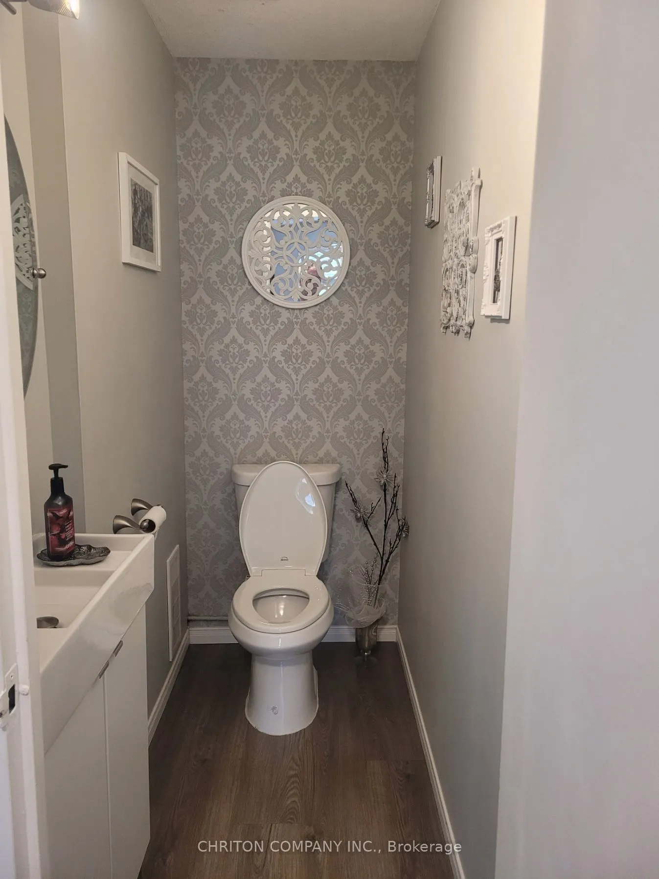 2001 Bonnymede Drive, #122