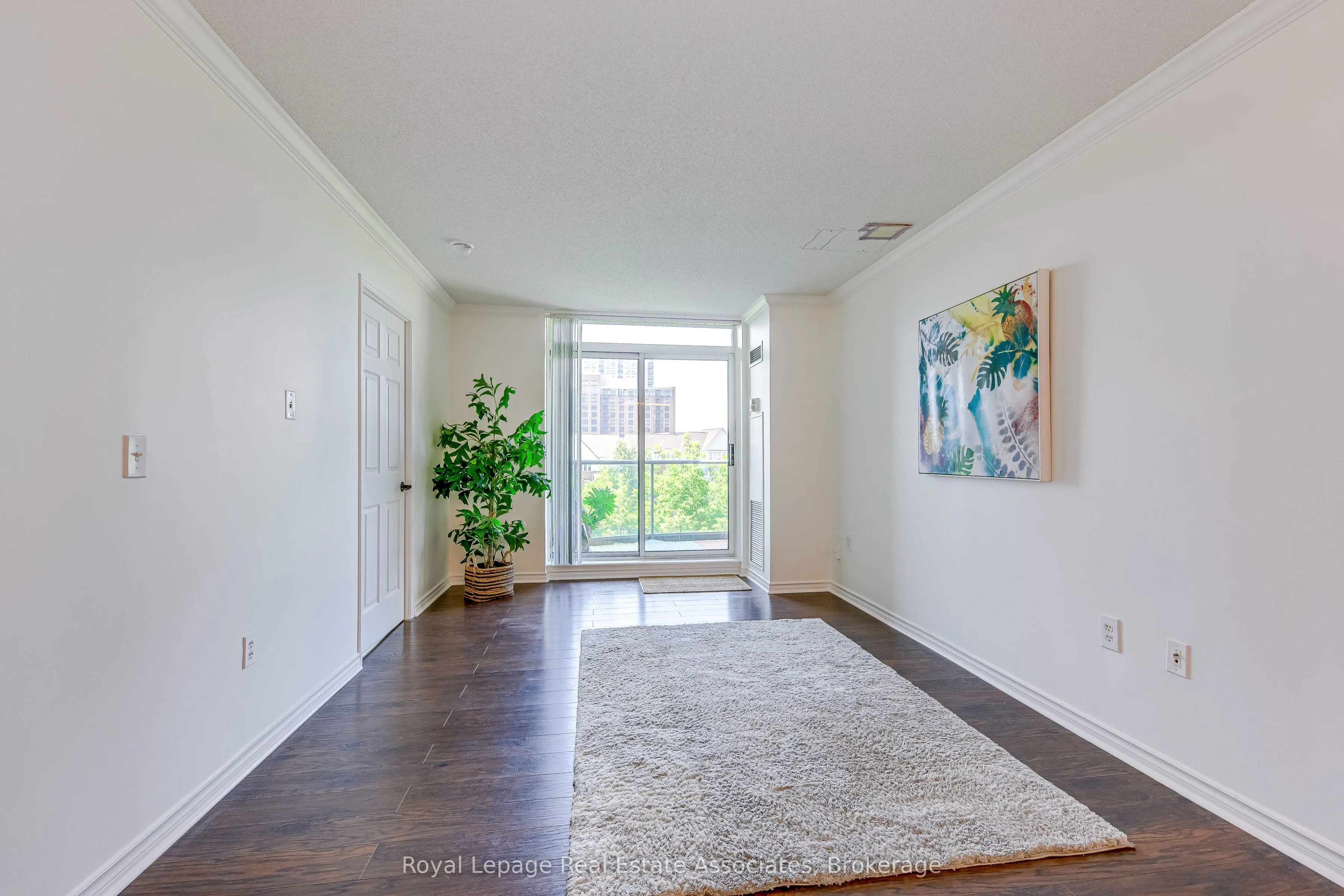 17 Michael Power Place, #406