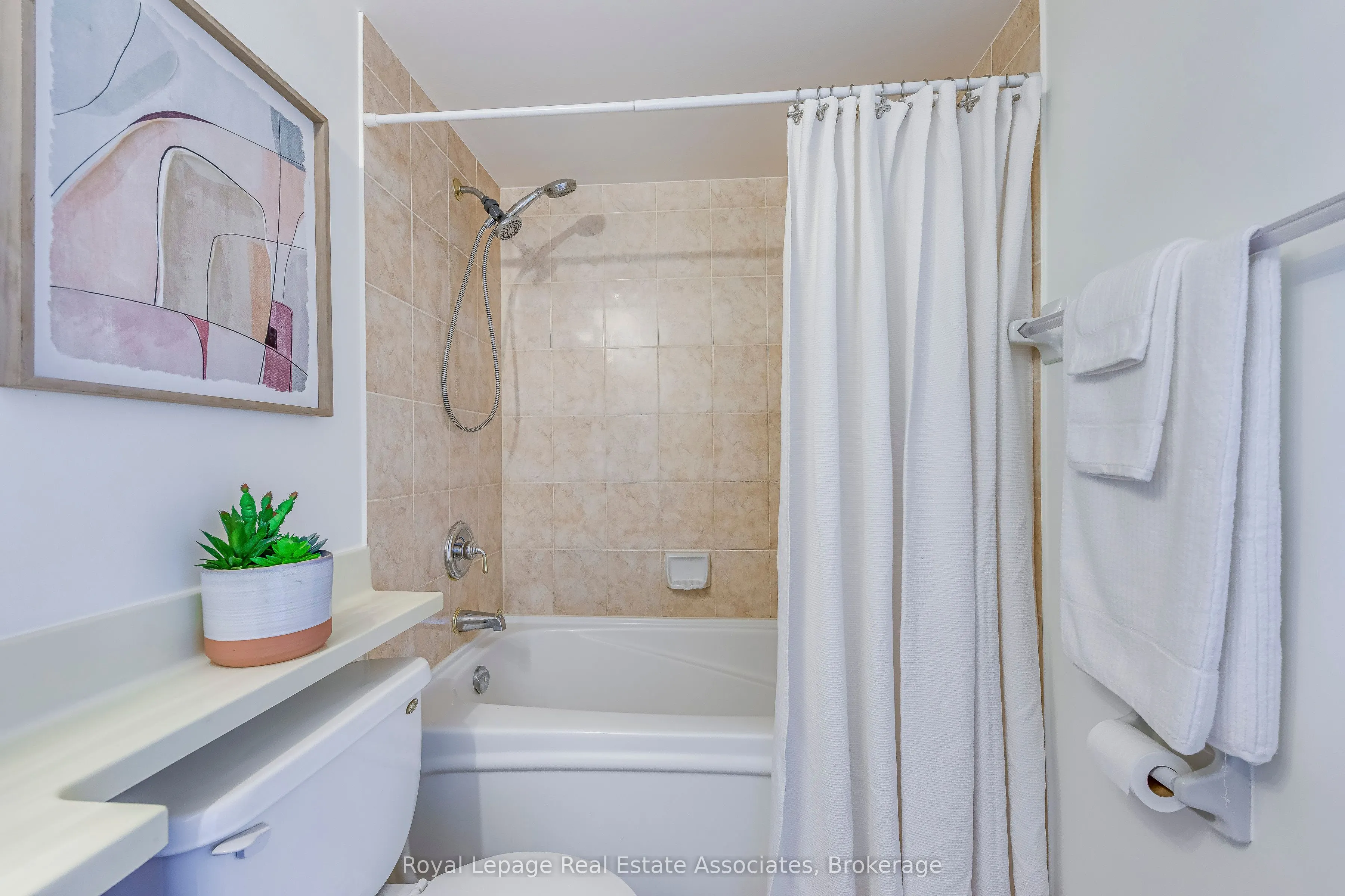 17 Michael Power Place, #406
