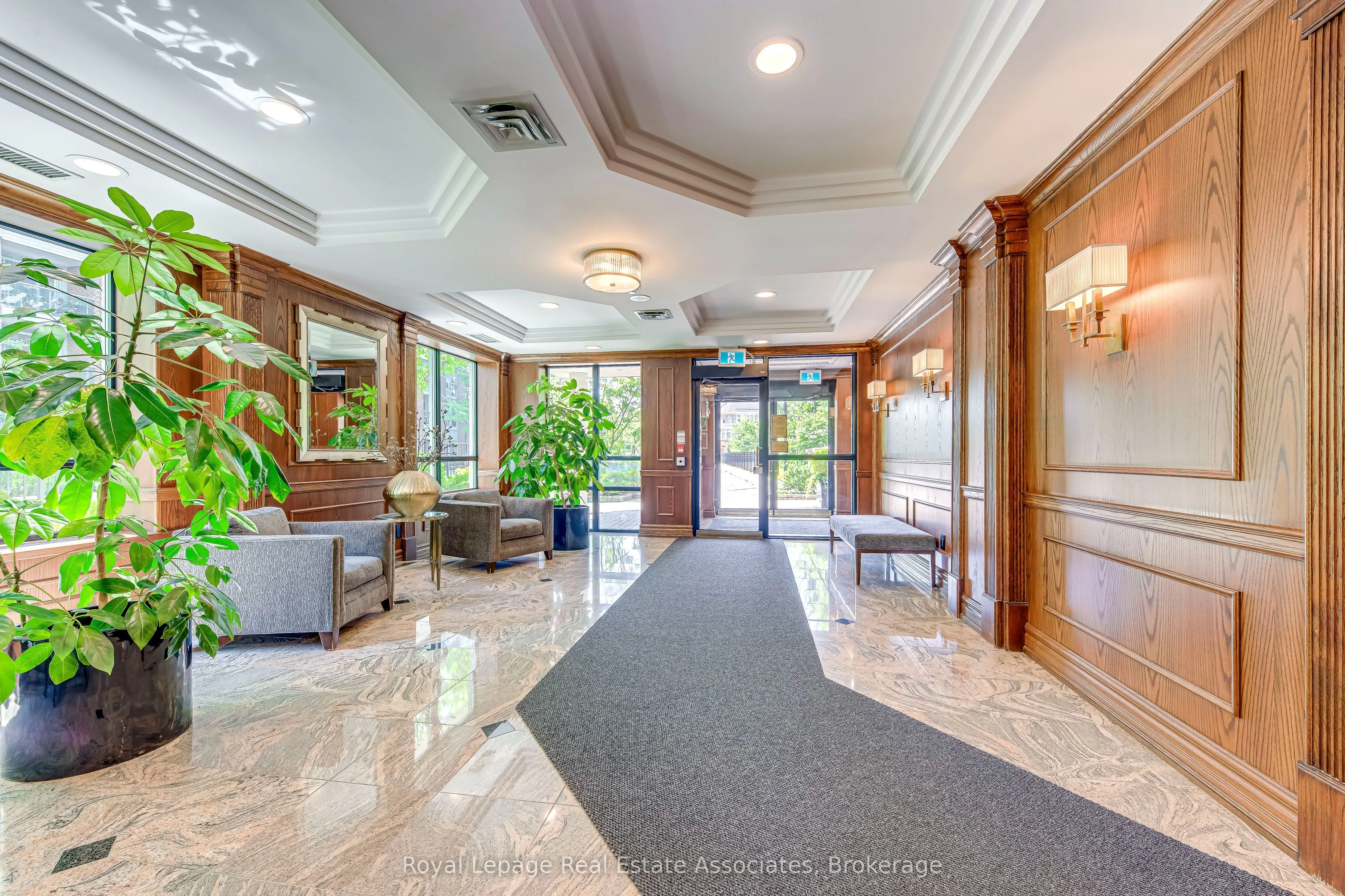 17 Michael Power Place, #406