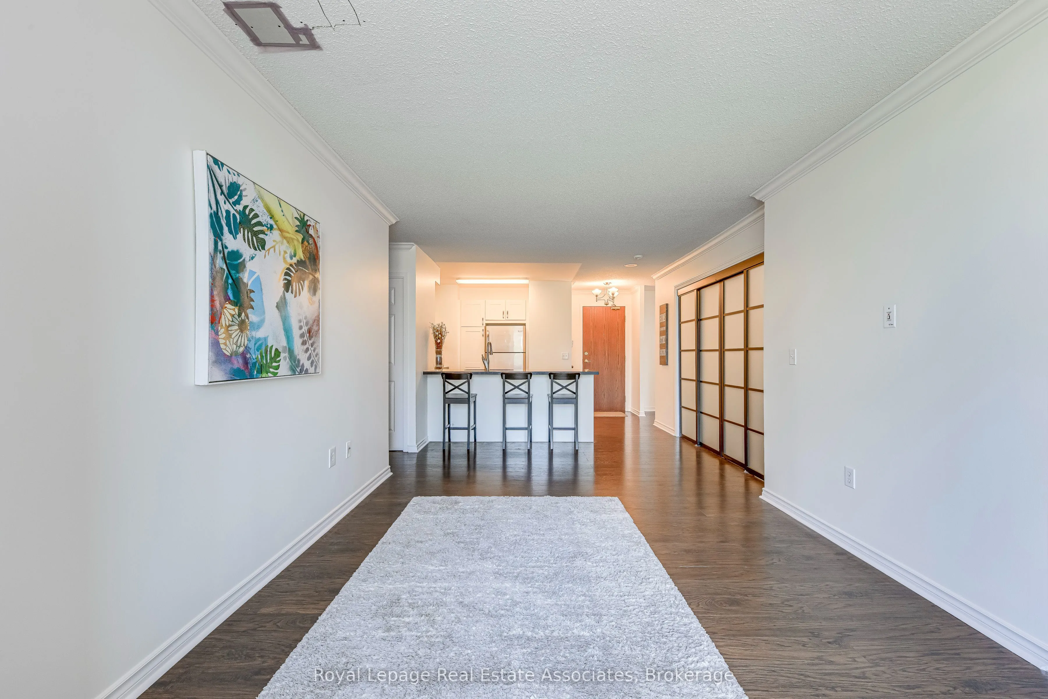 17 Michael Power Place, #406