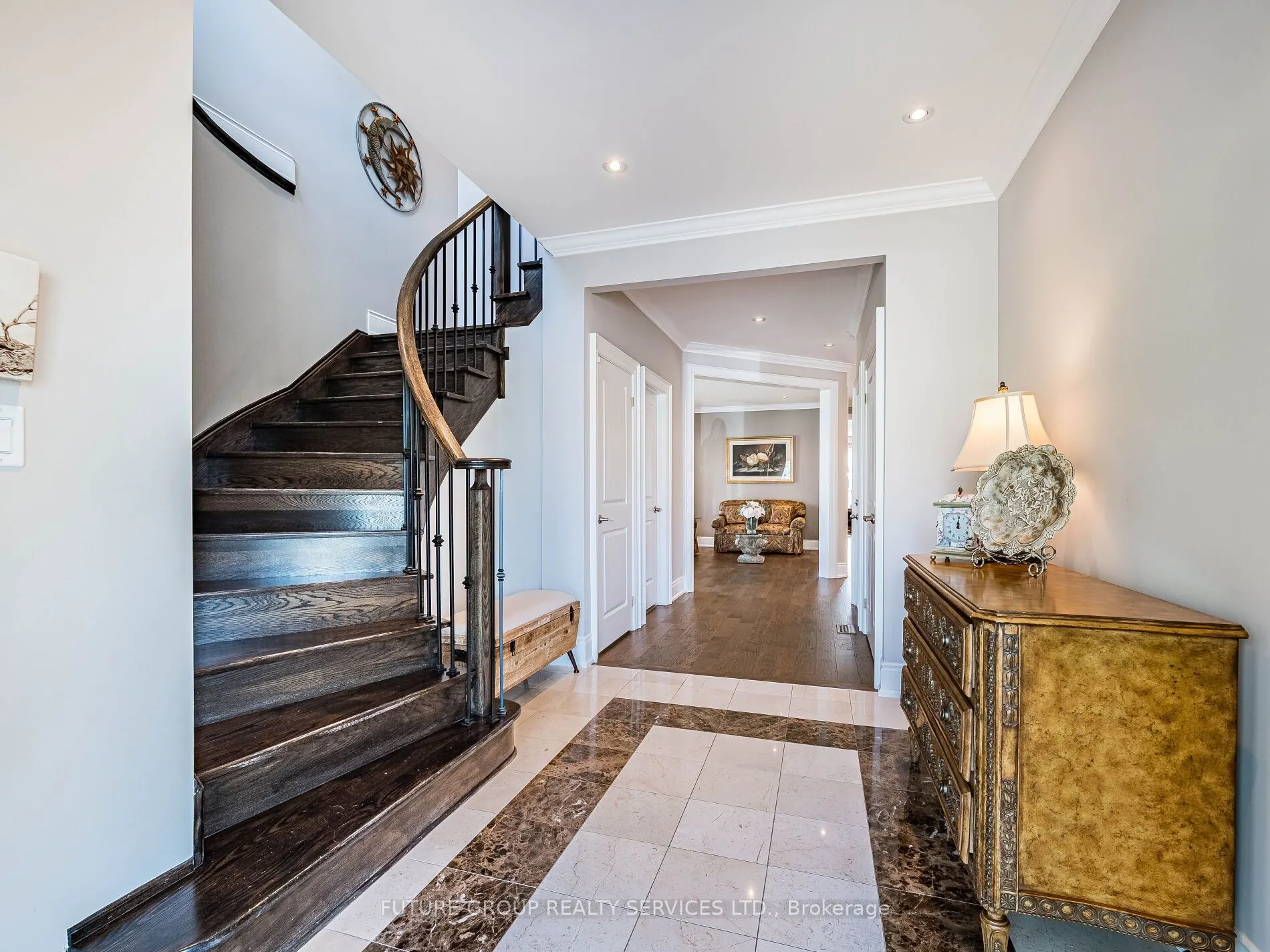 29 Godliman Road E