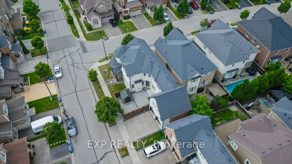 953 Gastle Way