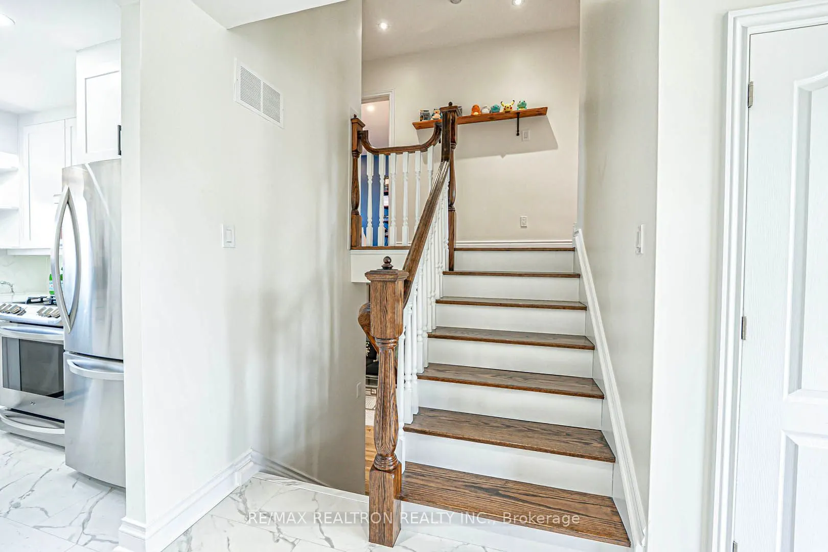 2255 Denise Road