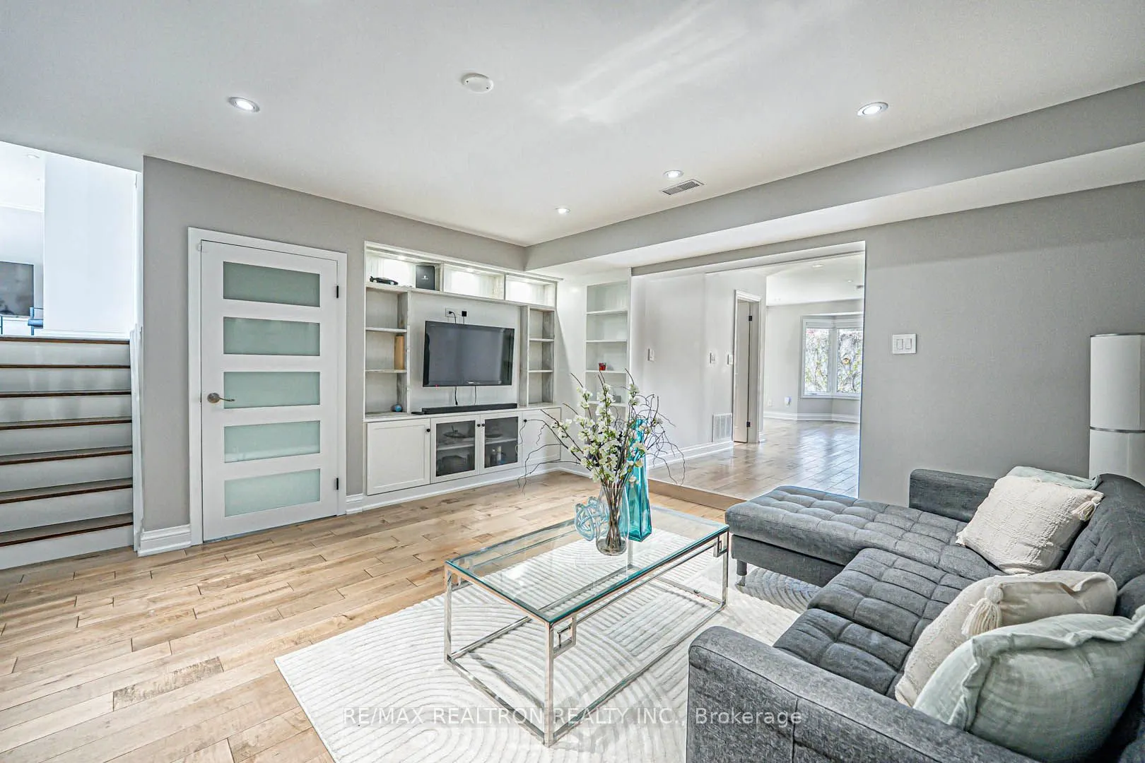 2255 Denise Road