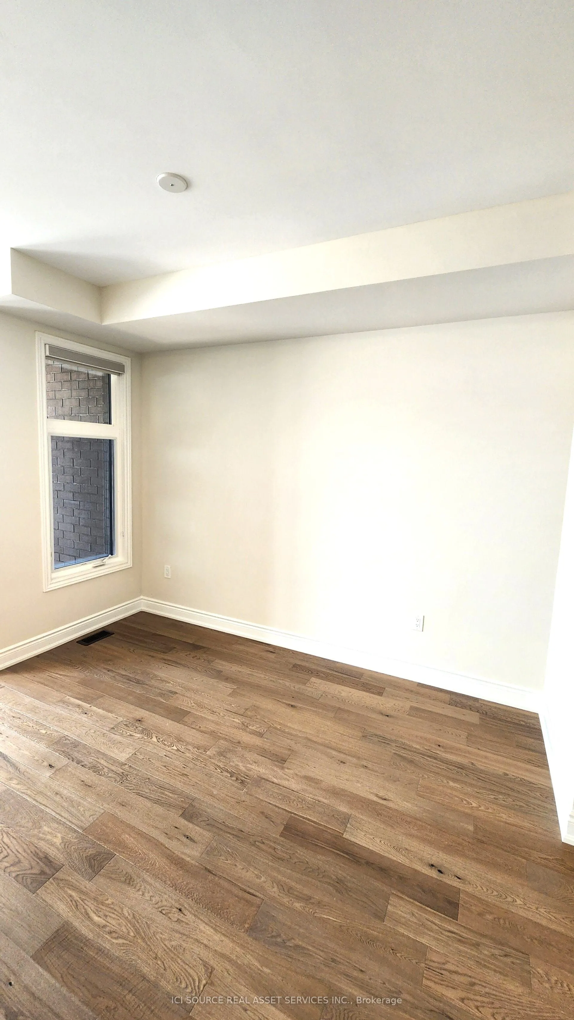 1296 Muller Lane