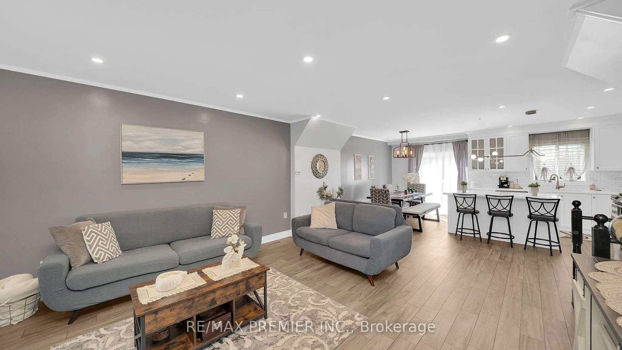 11 Richelieu Court