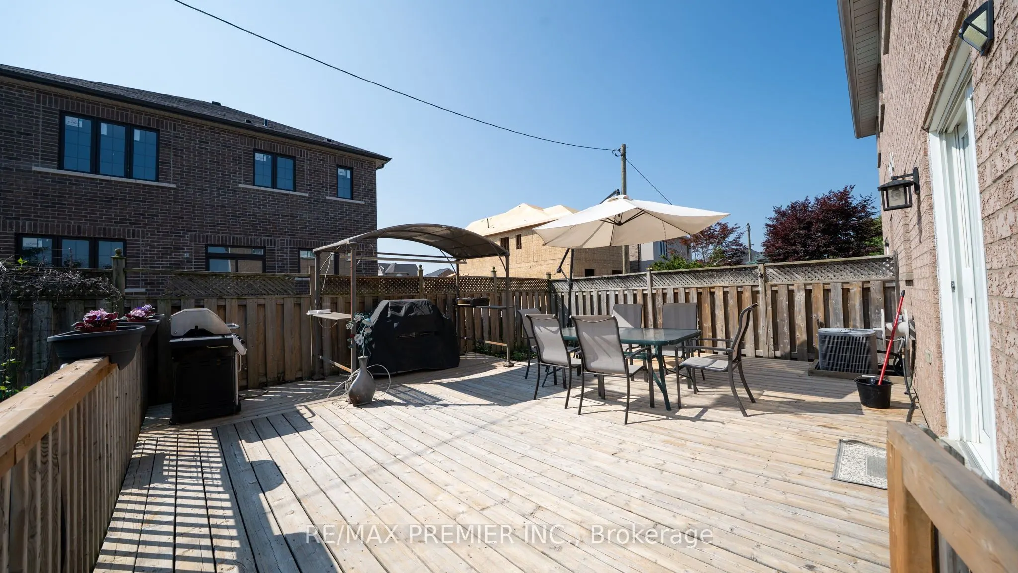 11 Richelieu Court