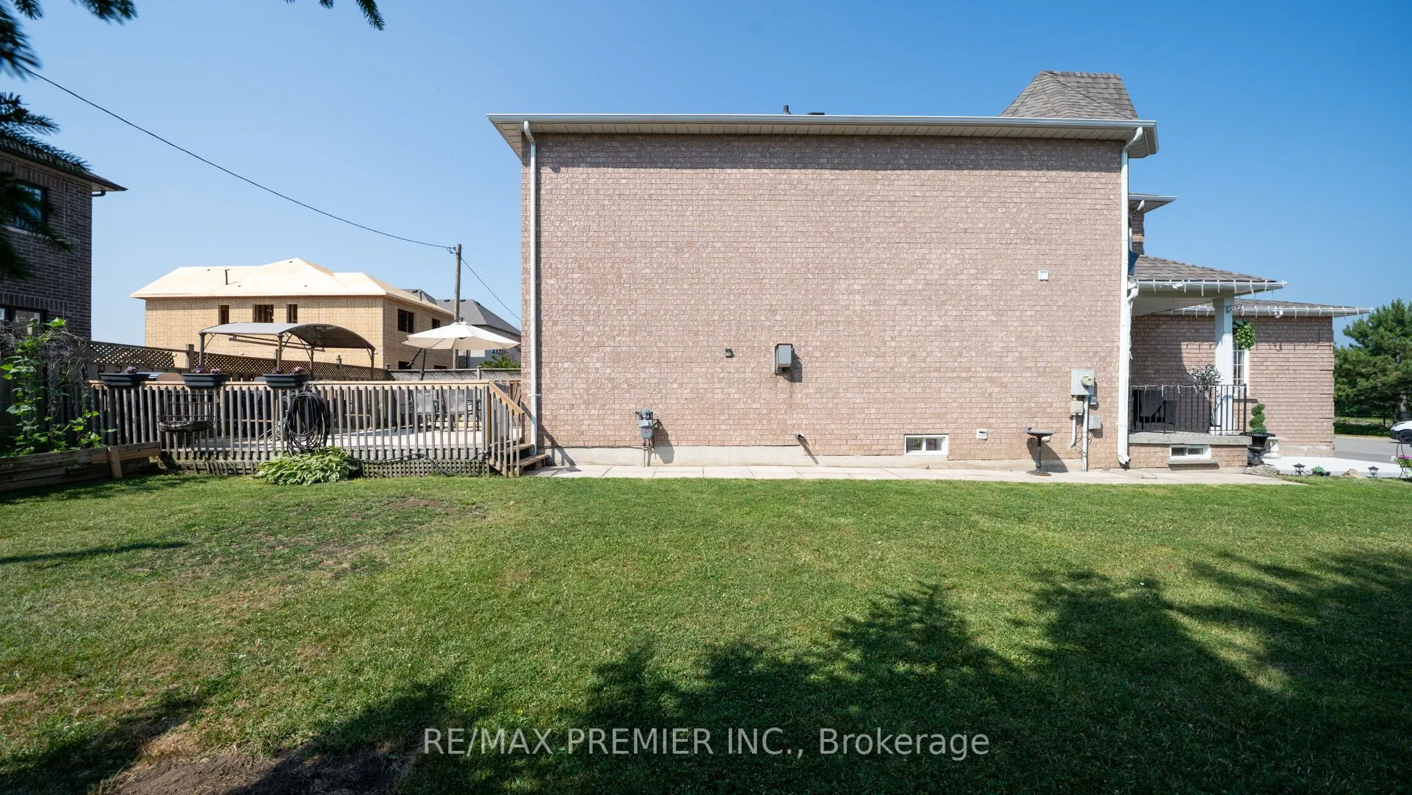 11 Richelieu Court