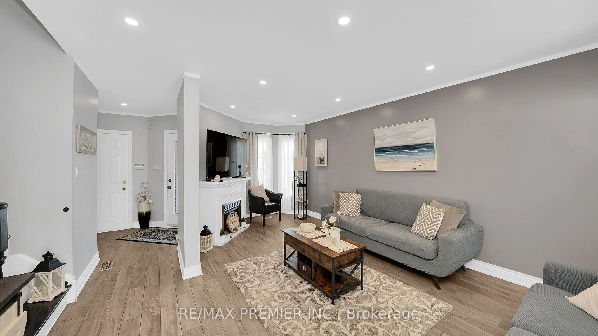 11 Richelieu Court