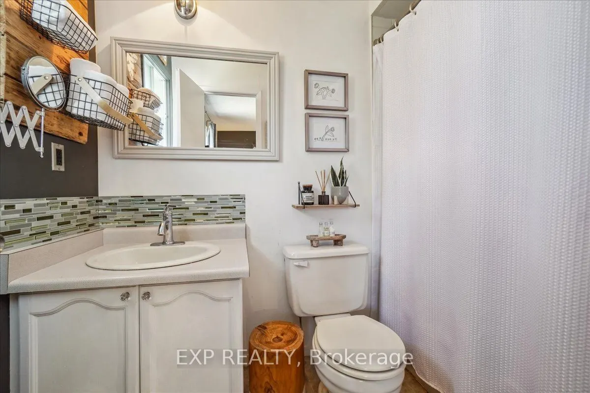 7 Rosset Valley Court