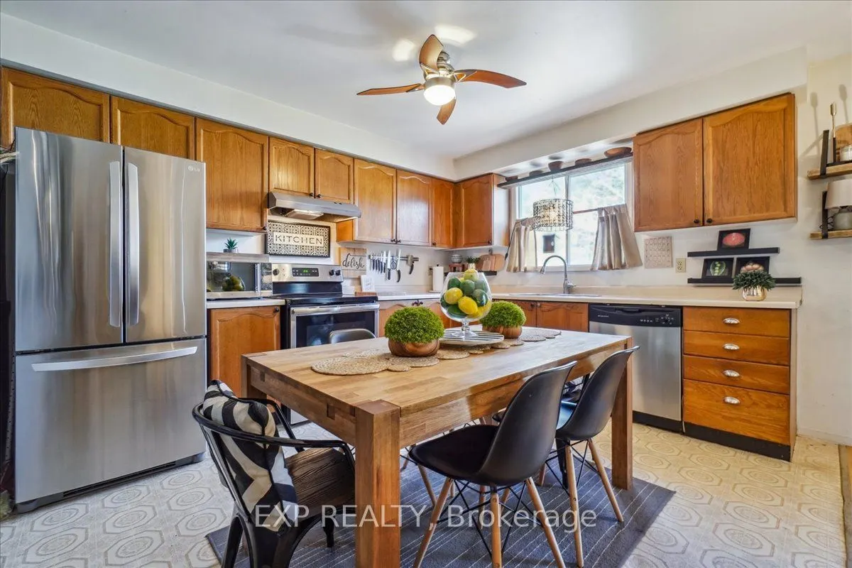 7 Rosset Valley Court