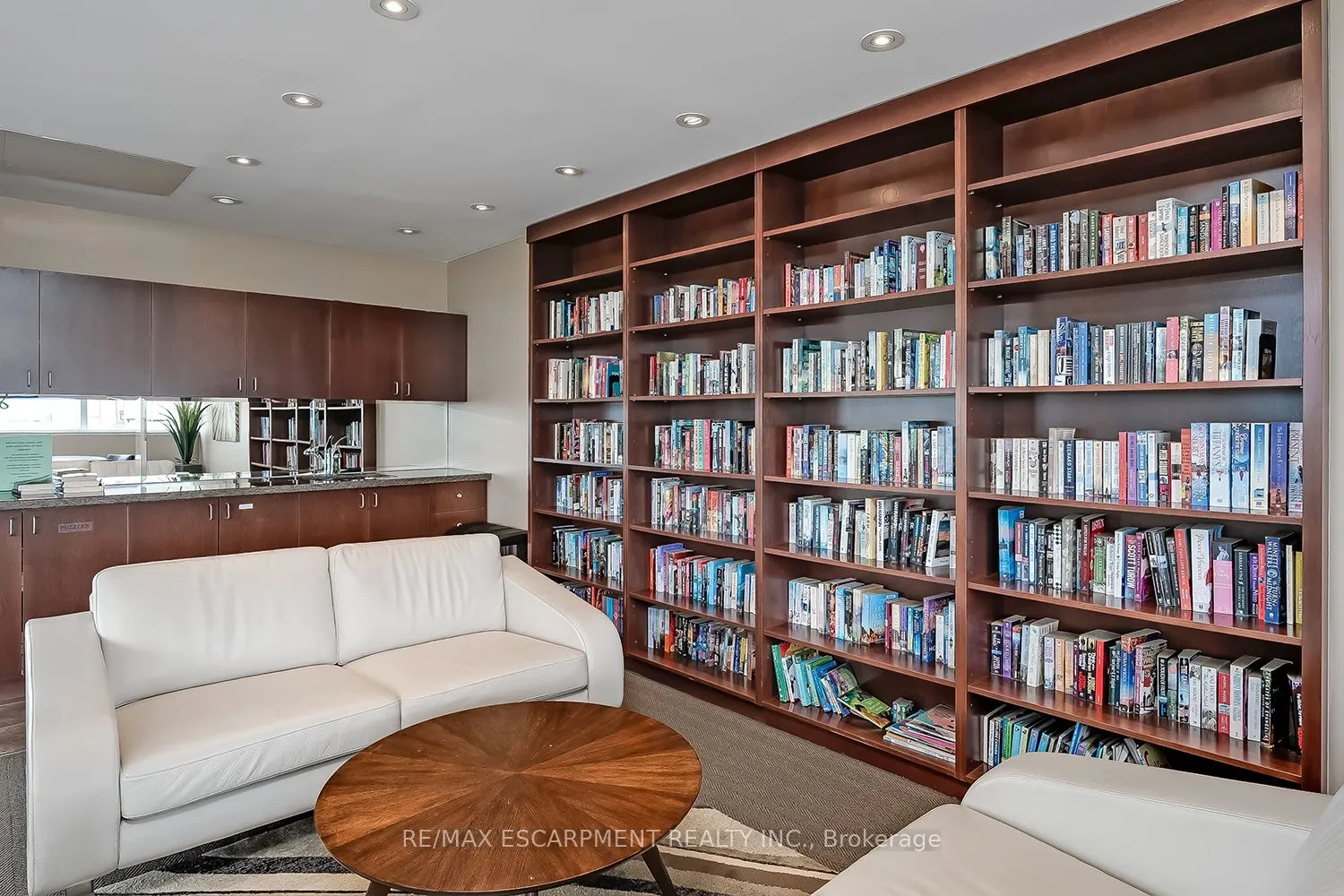1276 Maple Crossing Boulevard, #612