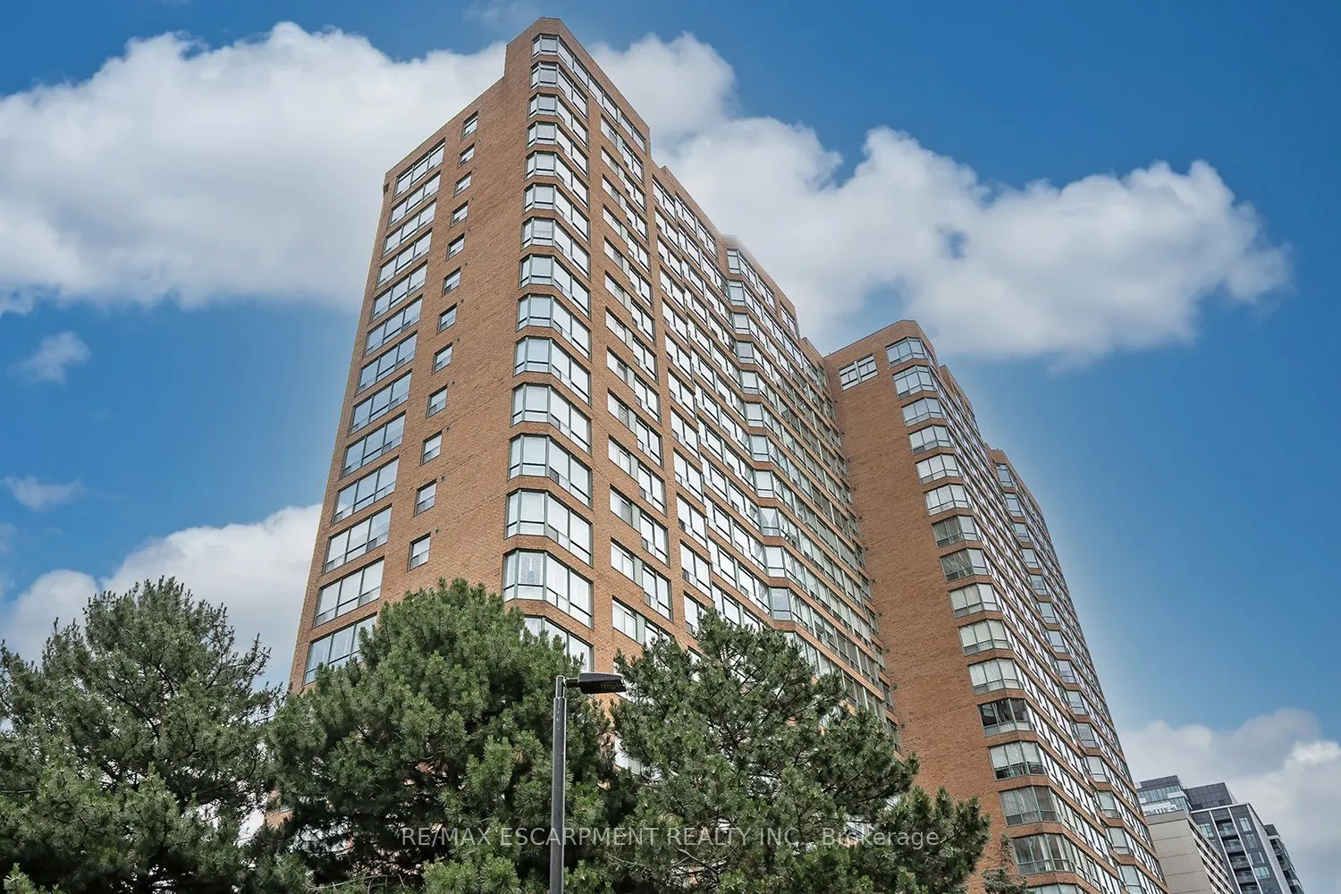1276 Maple Crossing Boulevard, #612