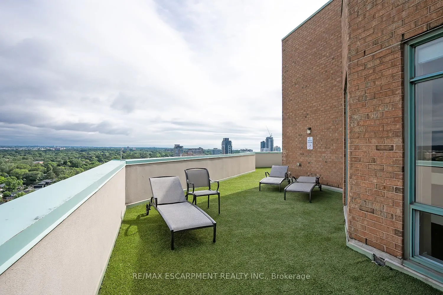 1276 Maple Crossing Boulevard, #612