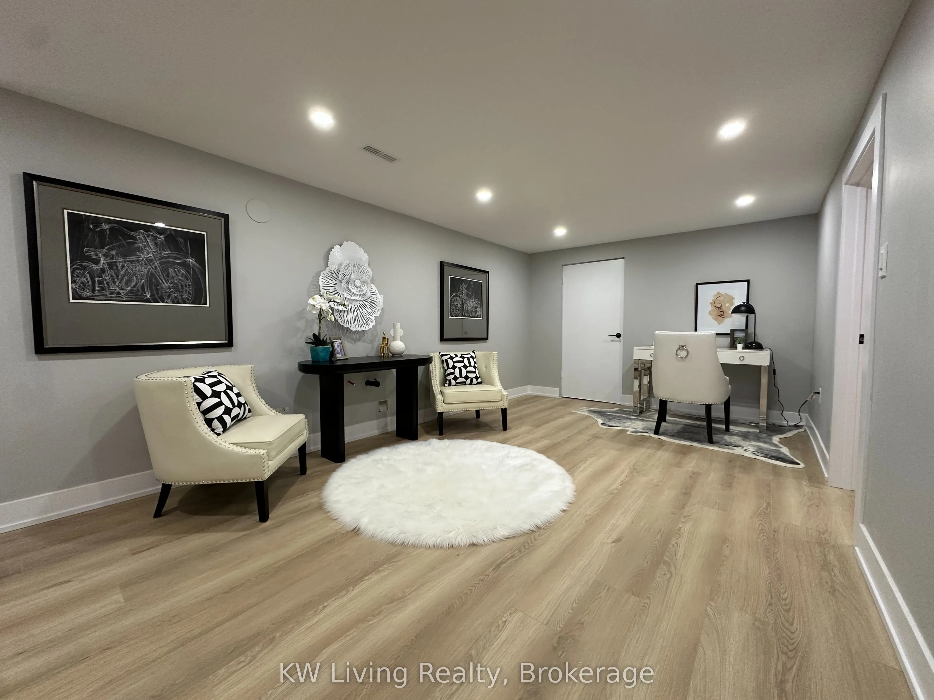 2531 Glengarry Road