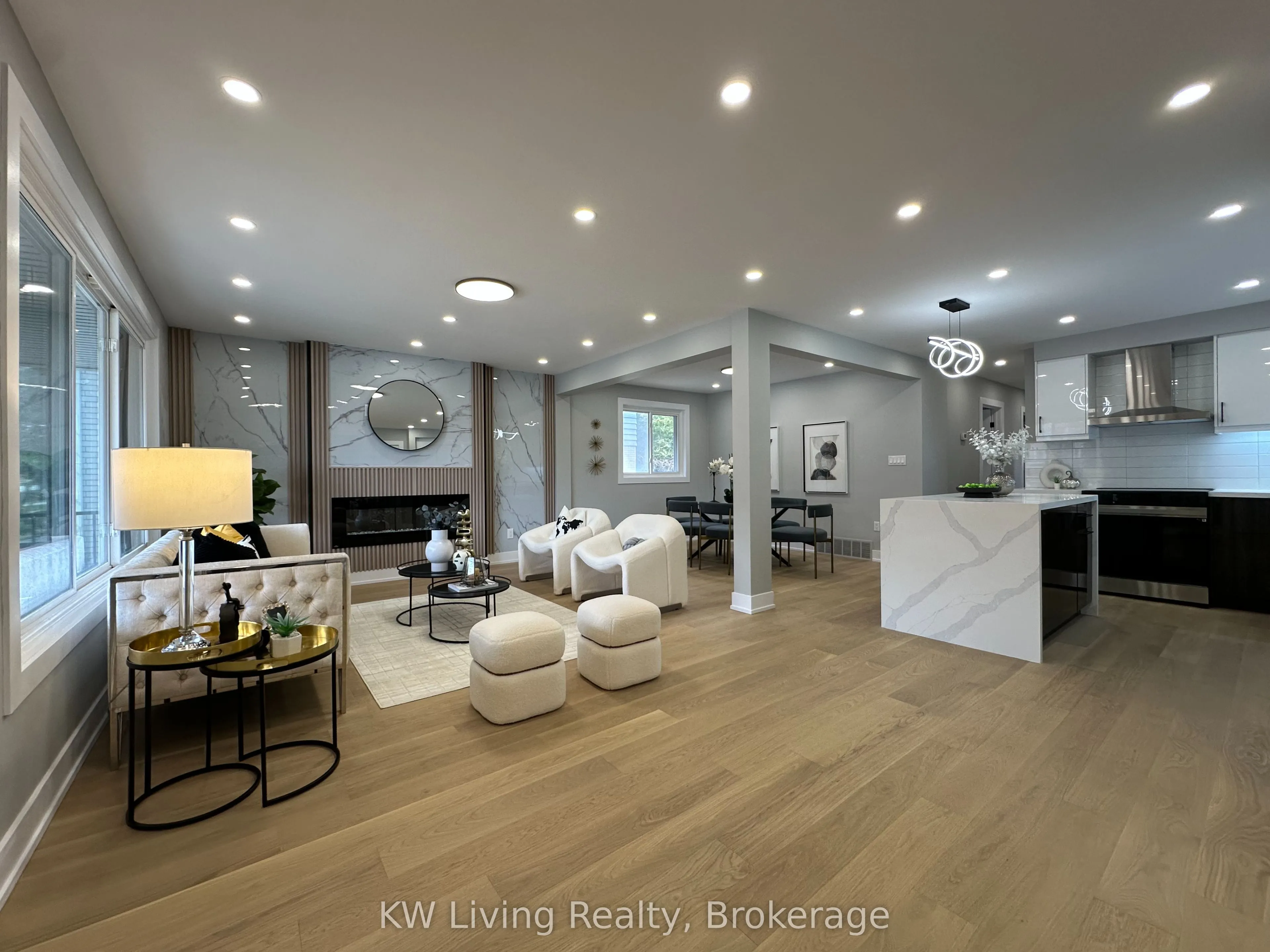 2531 Glengarry Road
