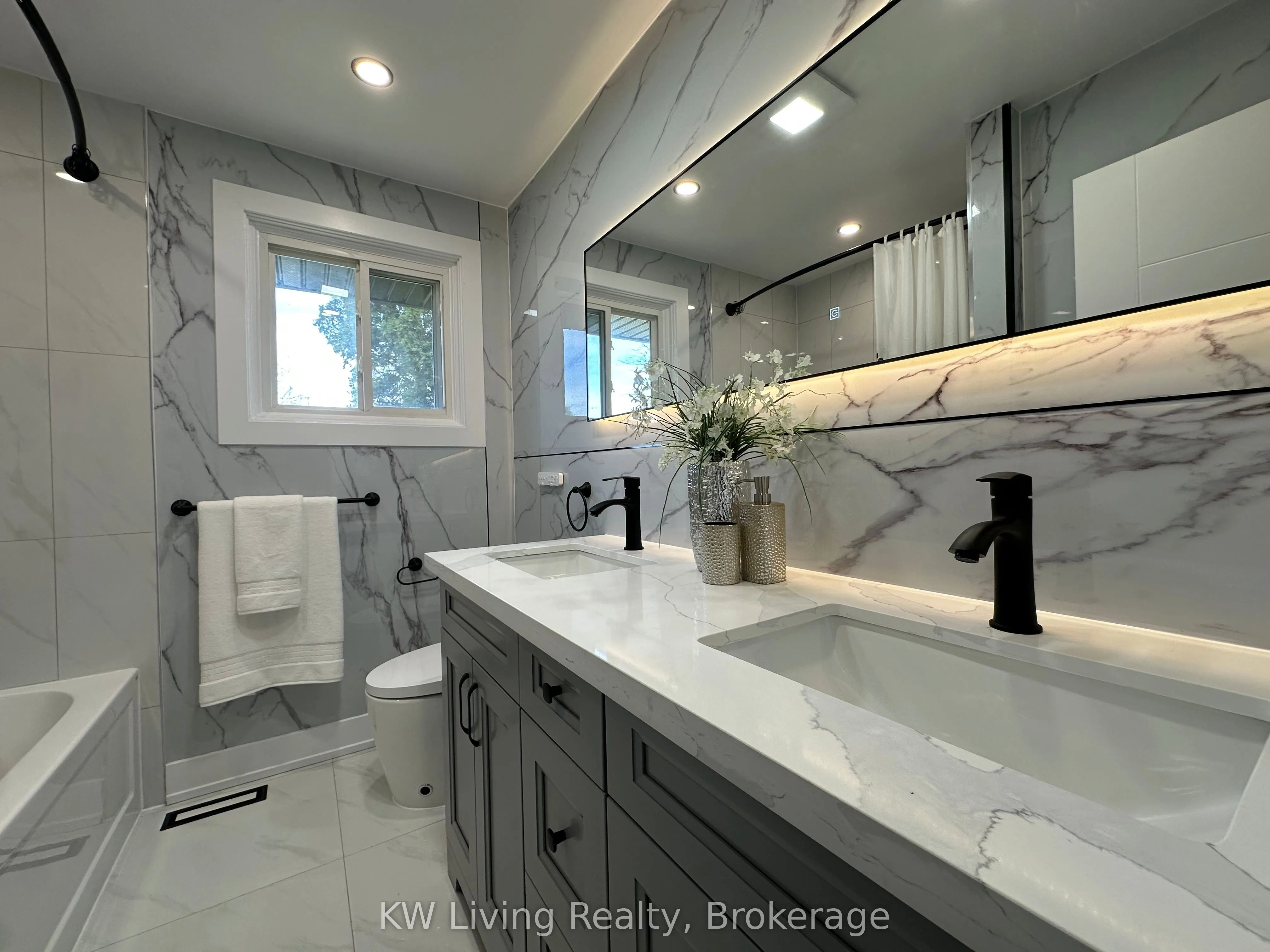 2531 Glengarry Road