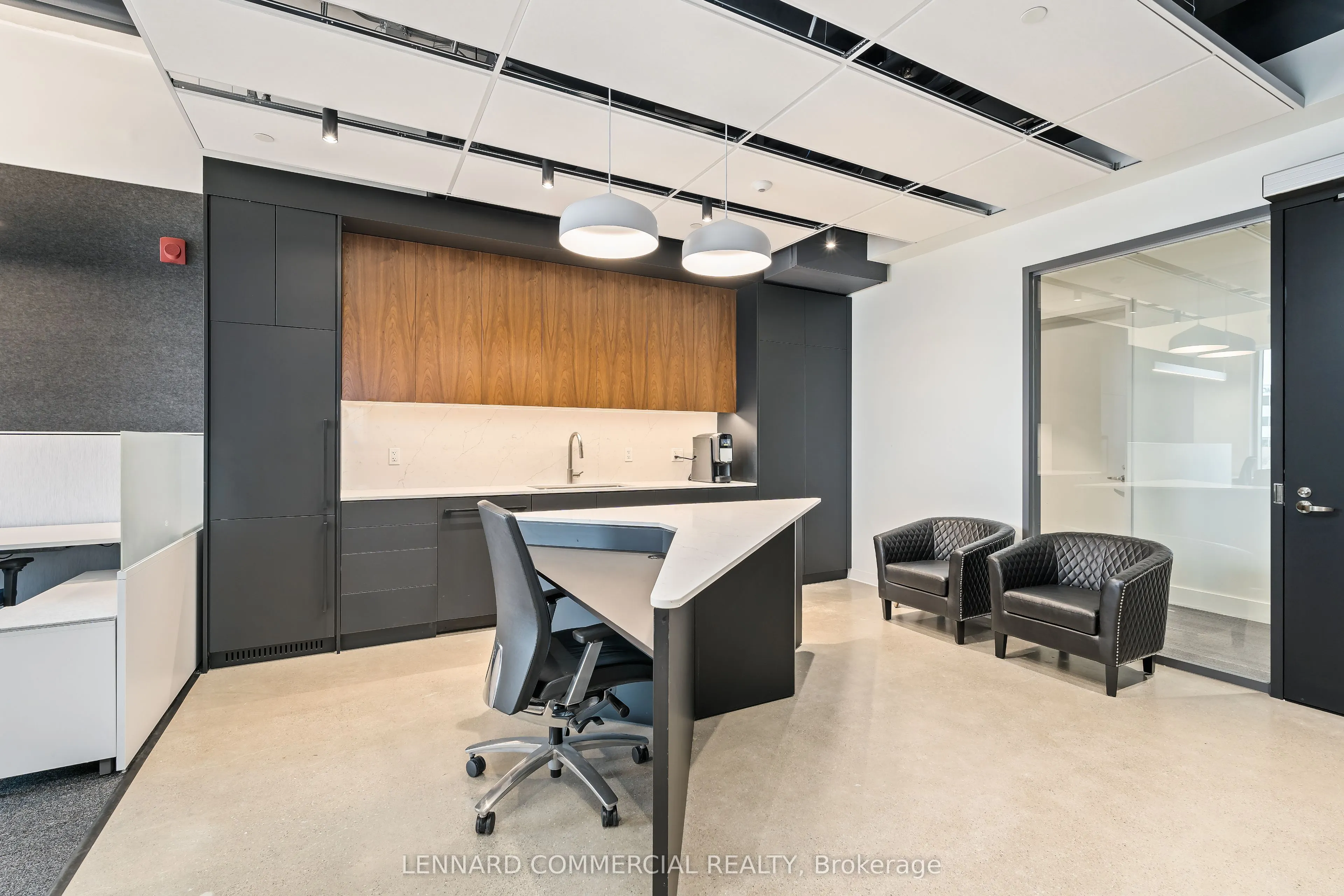 7685 Hurontario Street, #304