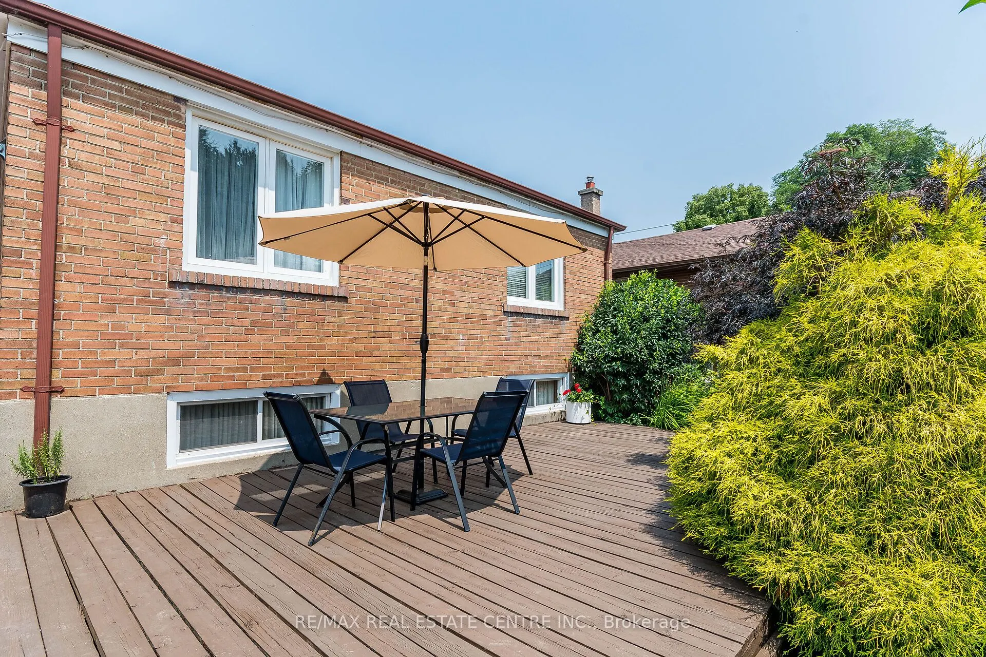 11 Velma Drive