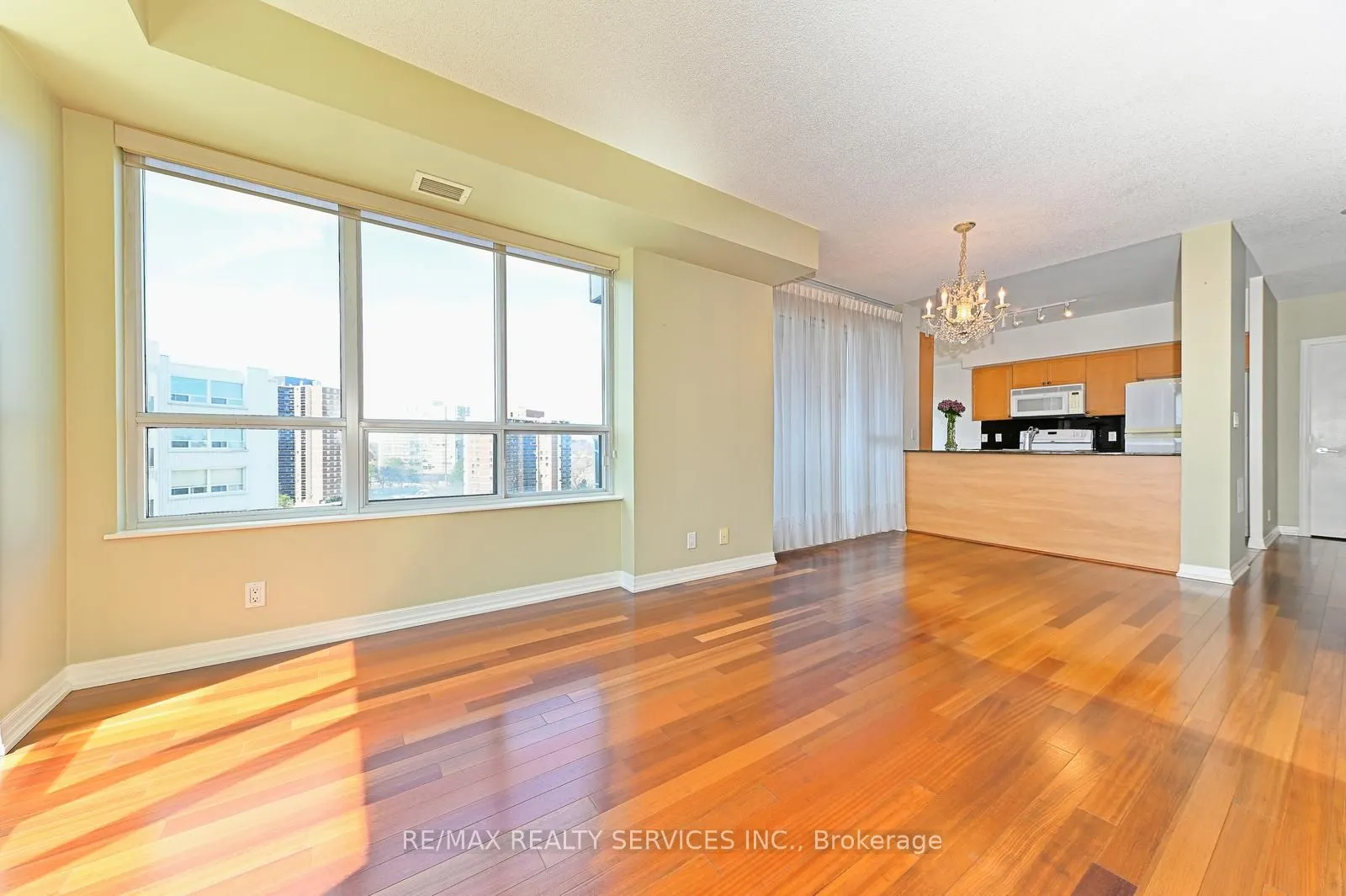 38 Fontenay Court, #Suite 1309