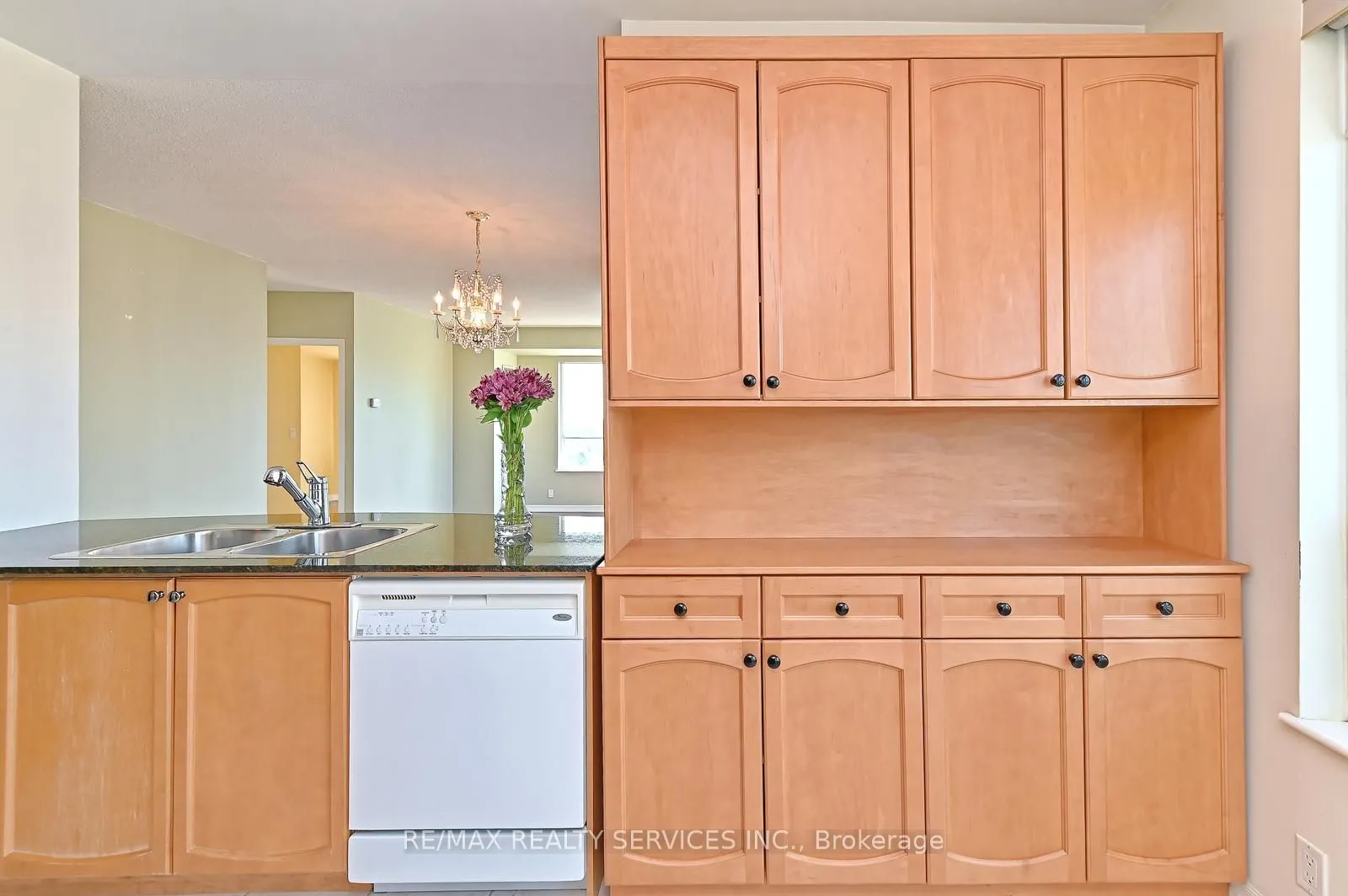 38 Fontenay Court, #Suite 1309