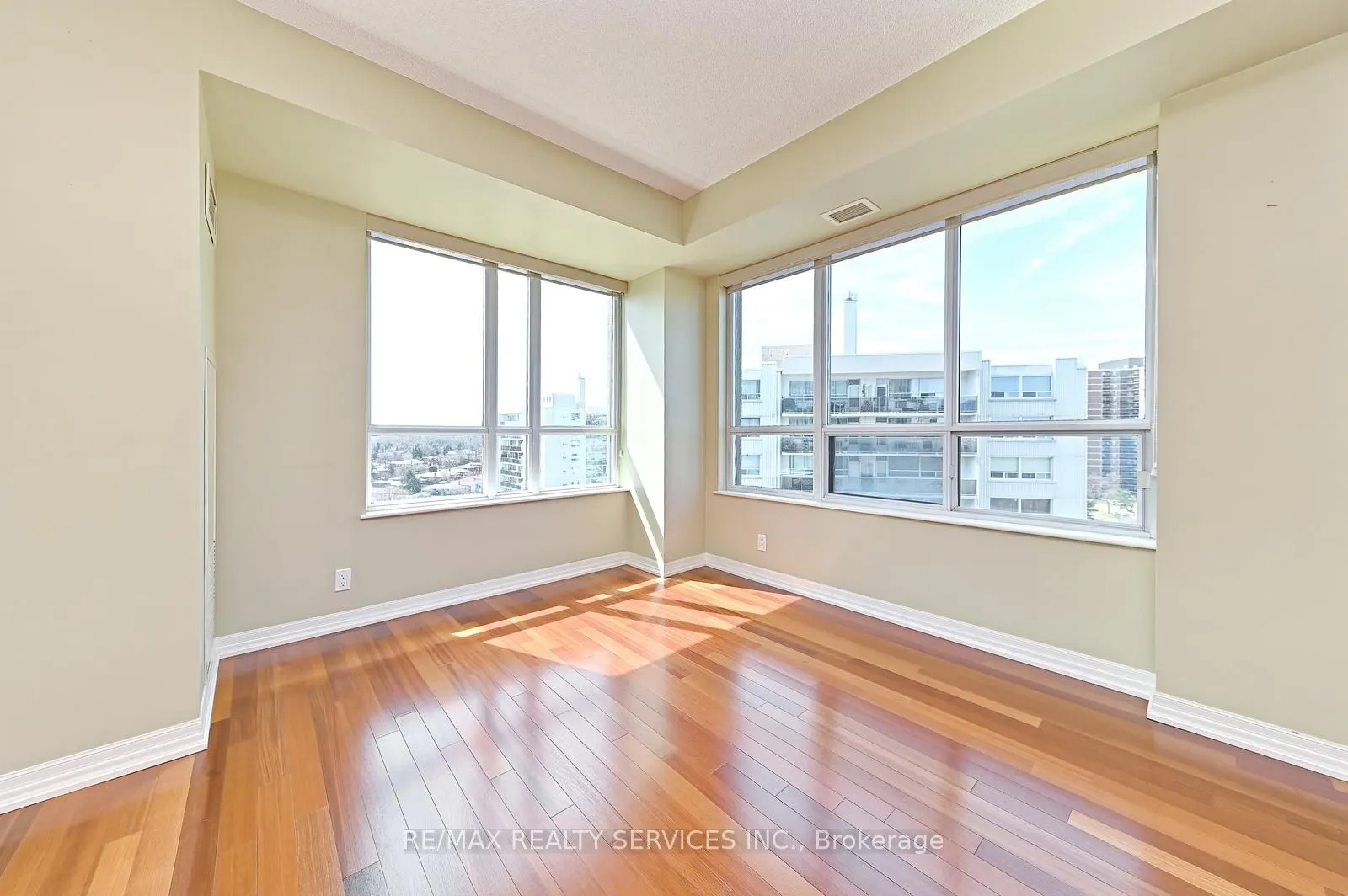 38 Fontenay Court, #Suite 1309