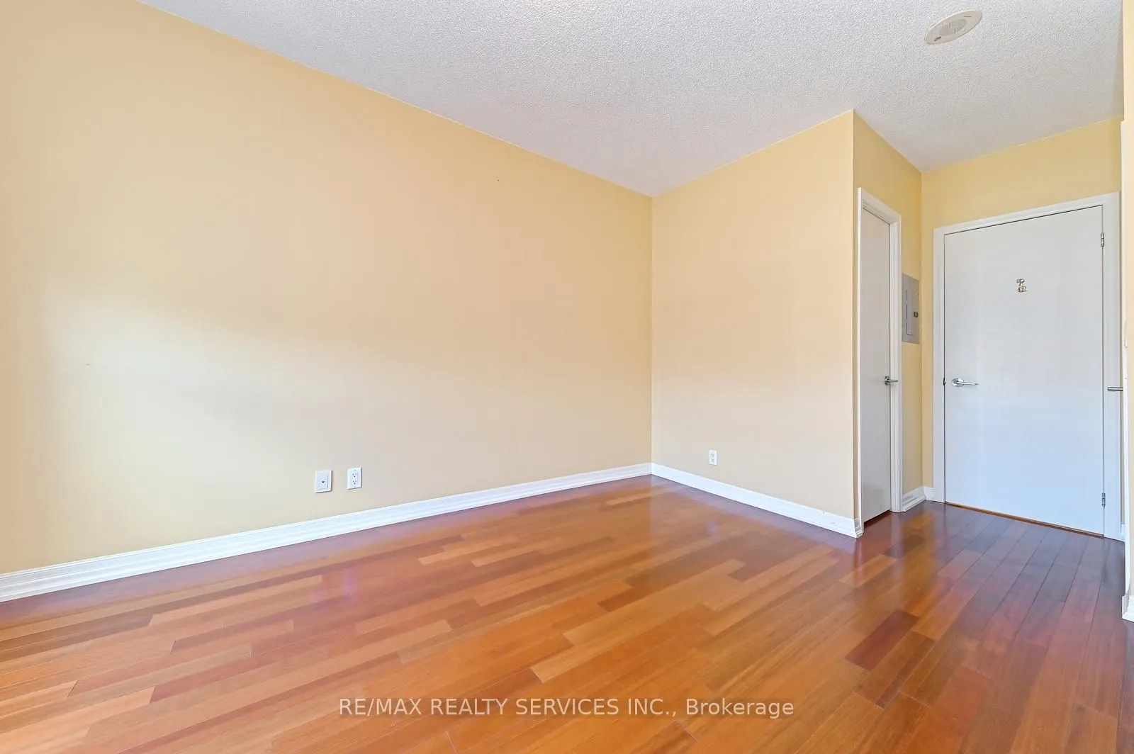 38 Fontenay Court, #Suite 1309