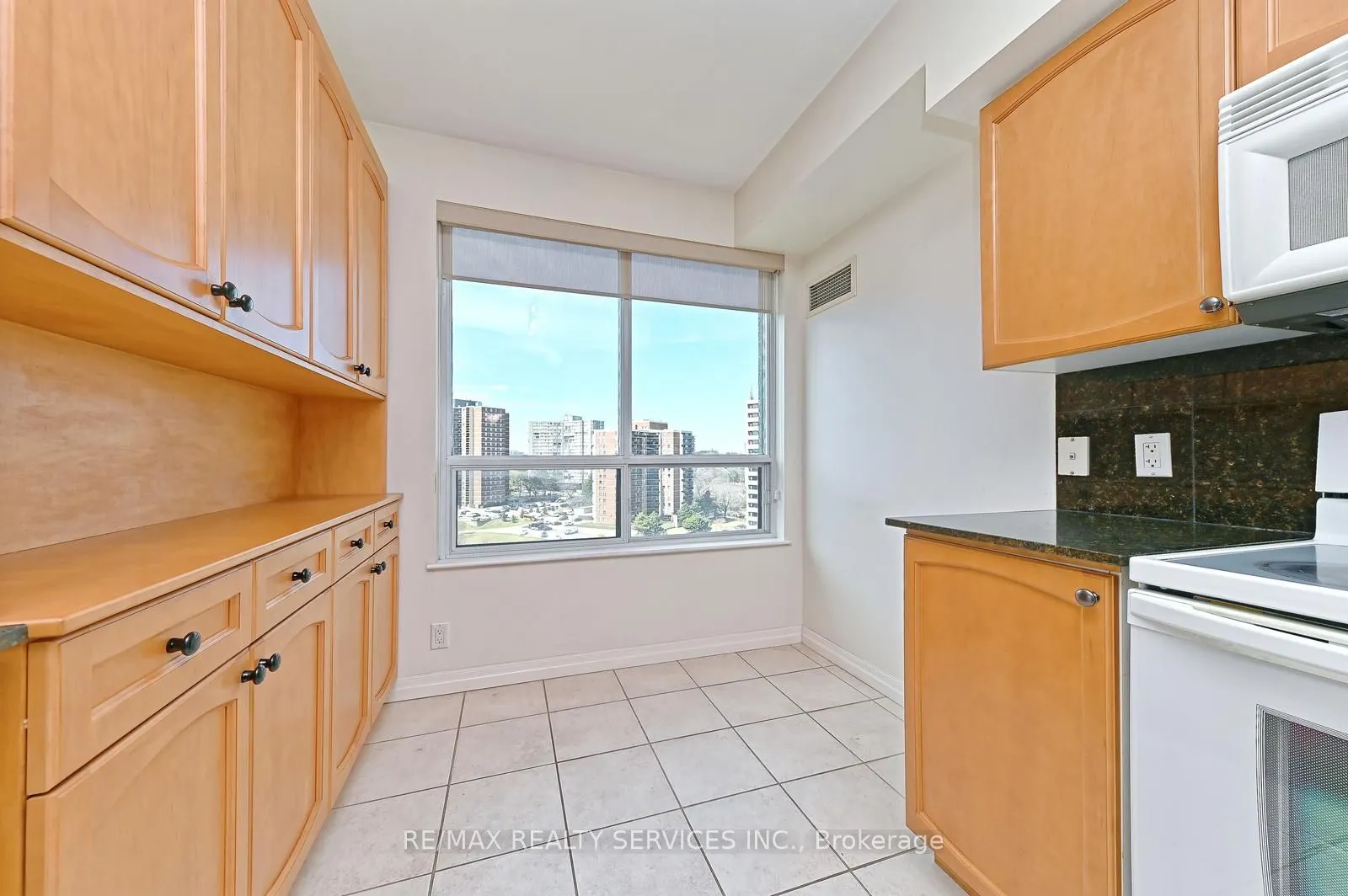 38 Fontenay Court, #Suite 1309