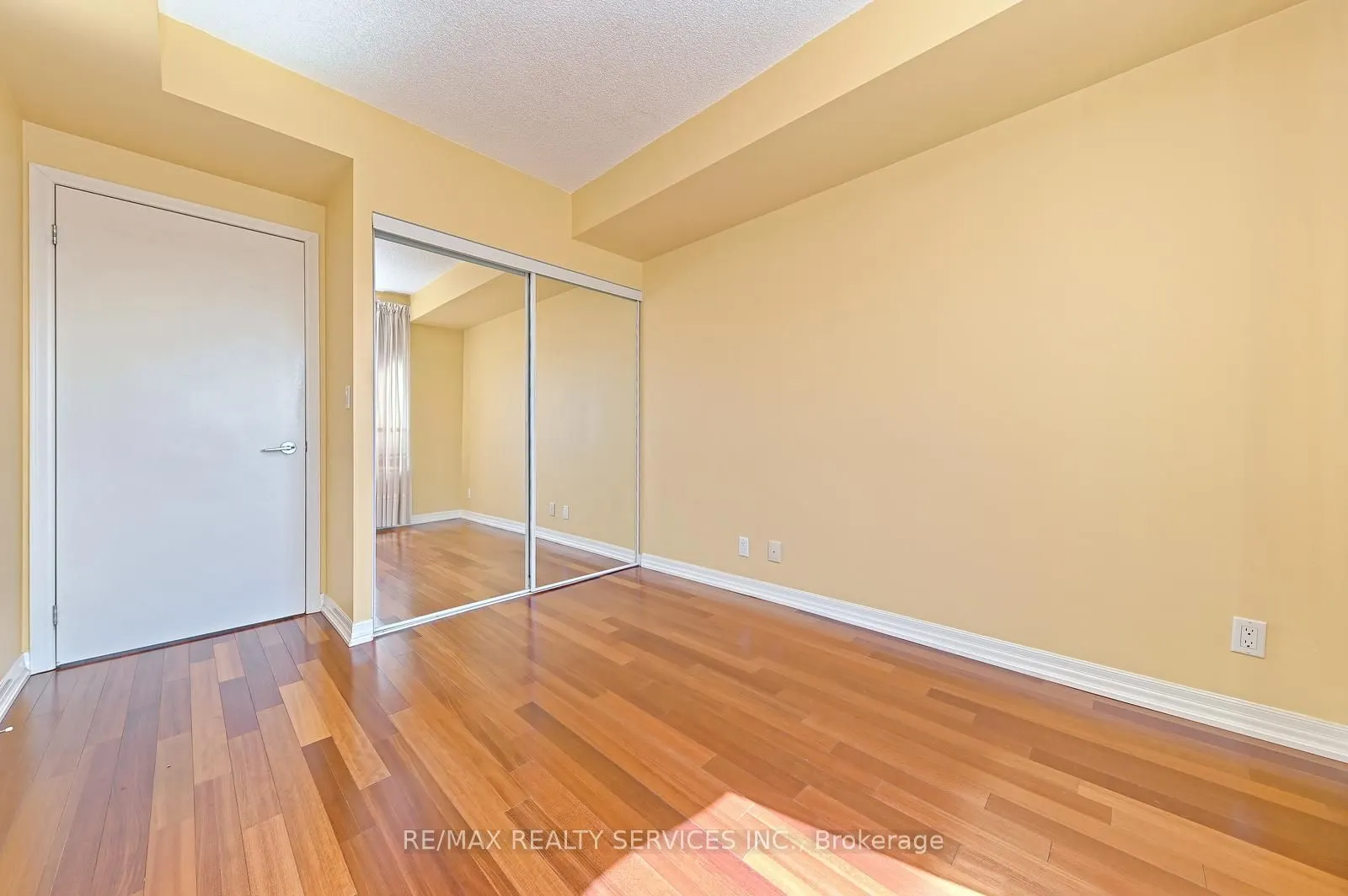 38 Fontenay Court, #Suite 1309