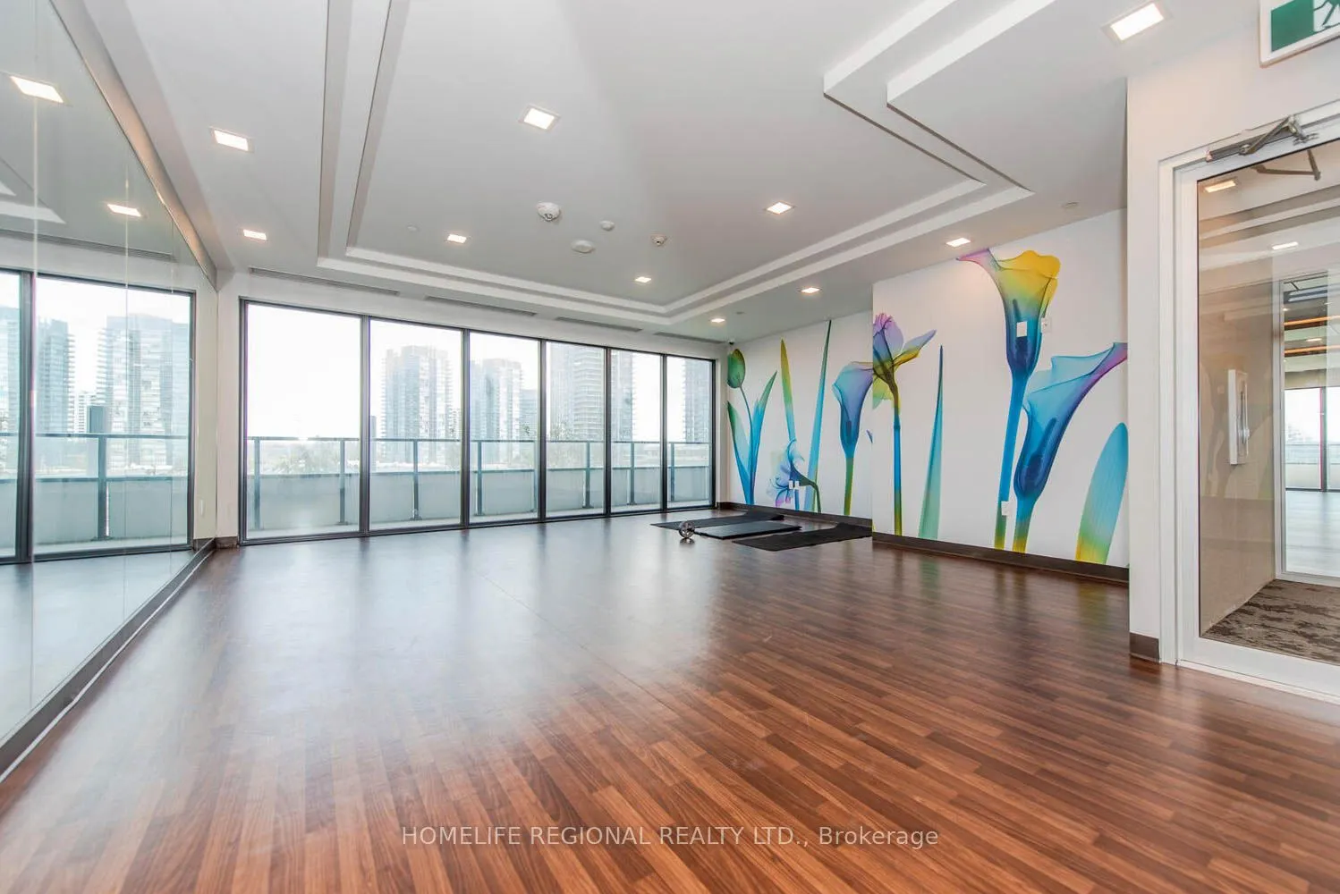 30 Shore Breeze Drive, #3422