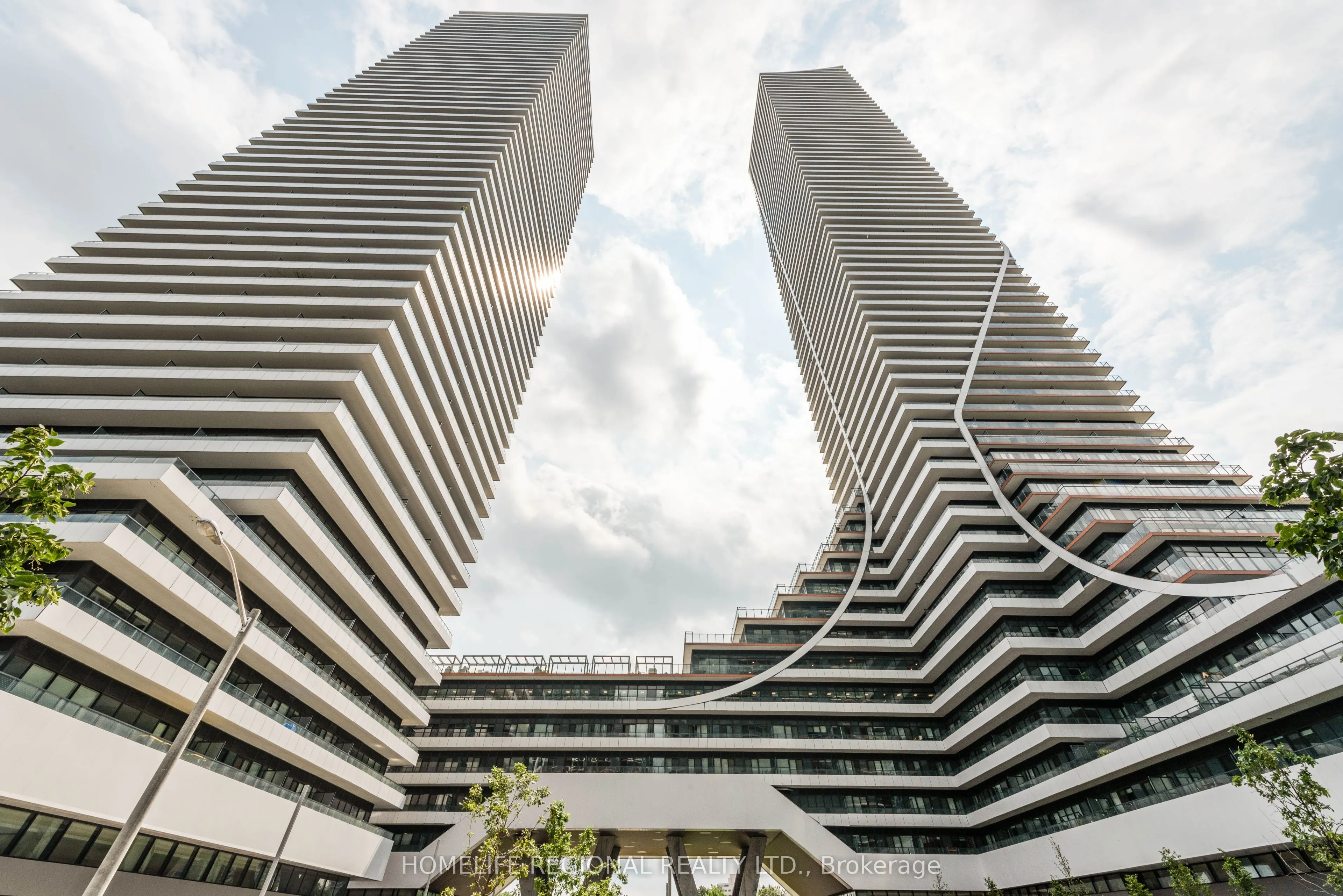 30 Shore Breeze Drive, #3422