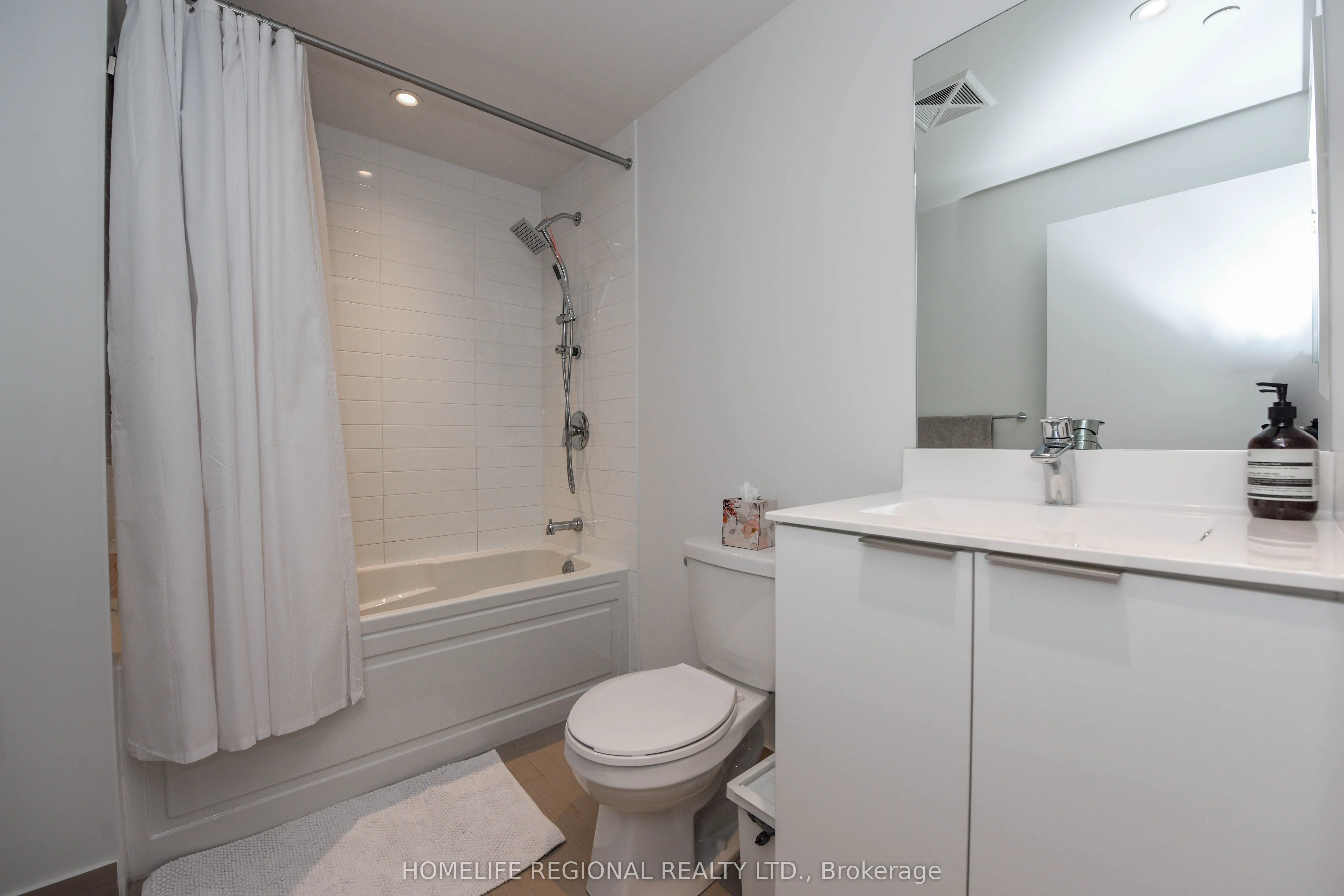 30 Shore Breeze Drive, #3422