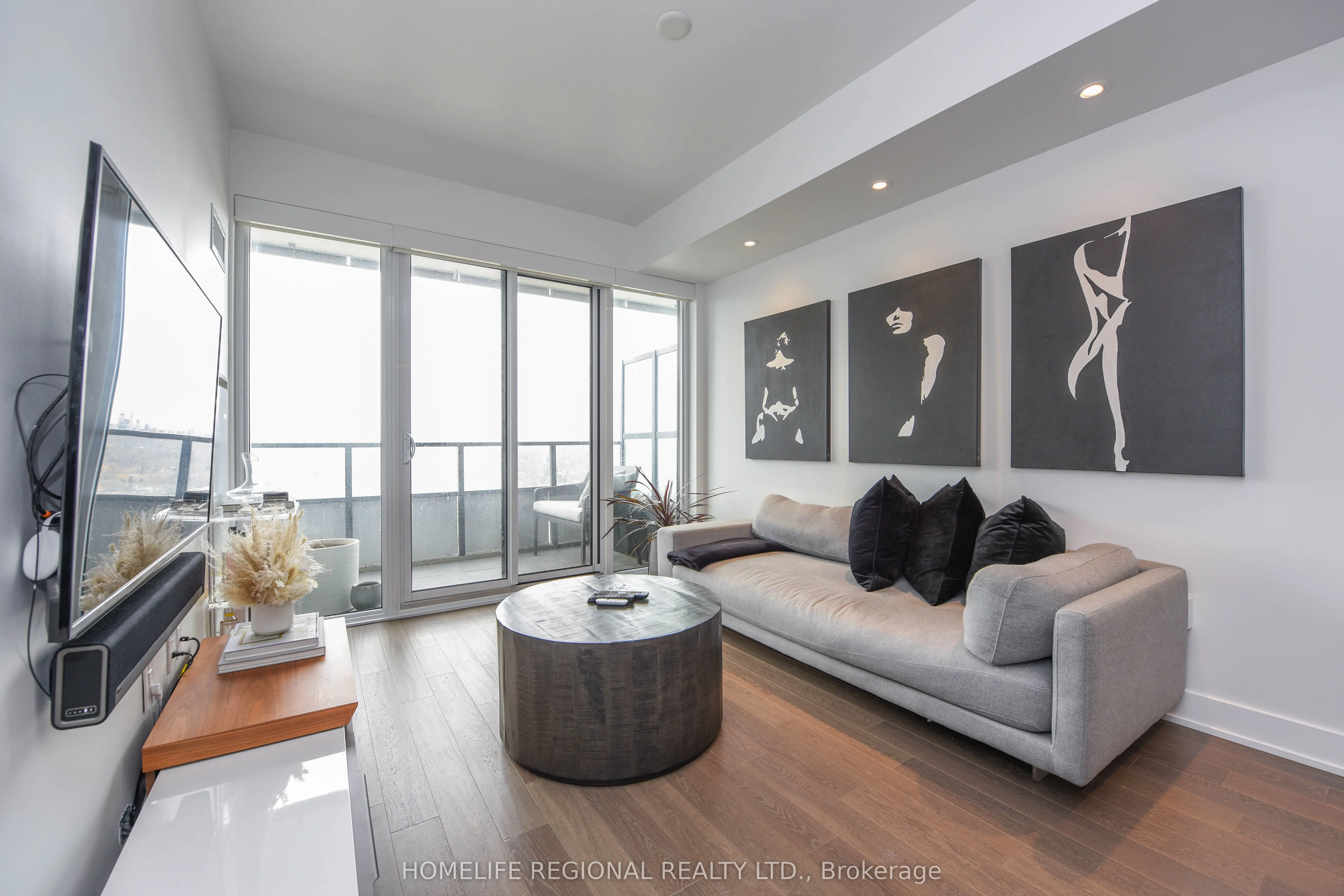 30 Shore Breeze Drive, #3422