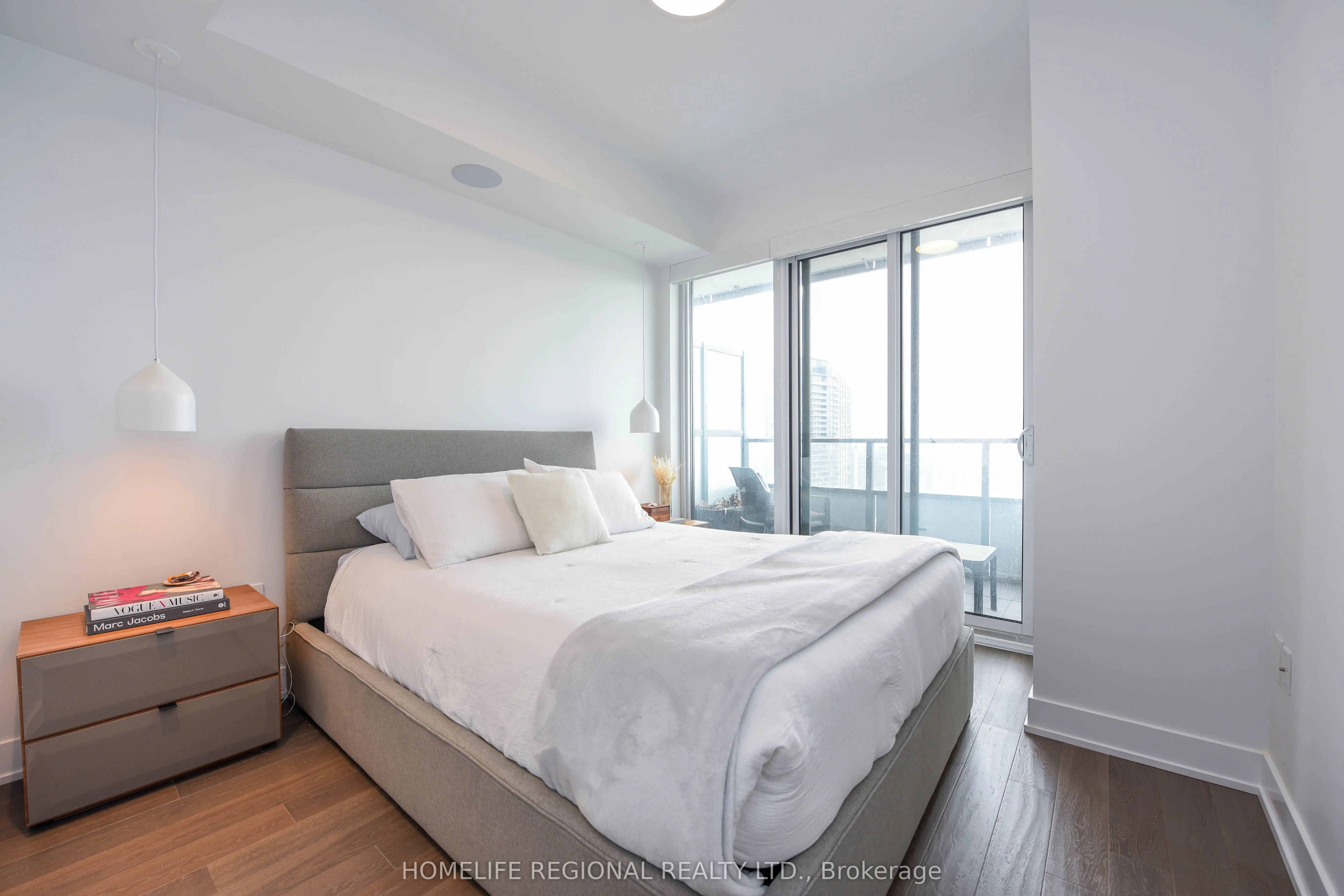 30 Shore Breeze Drive, #3422