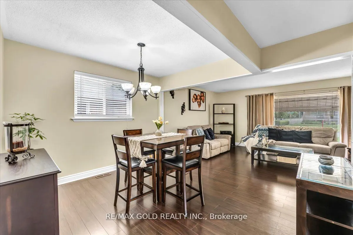53 Dorchester Drive