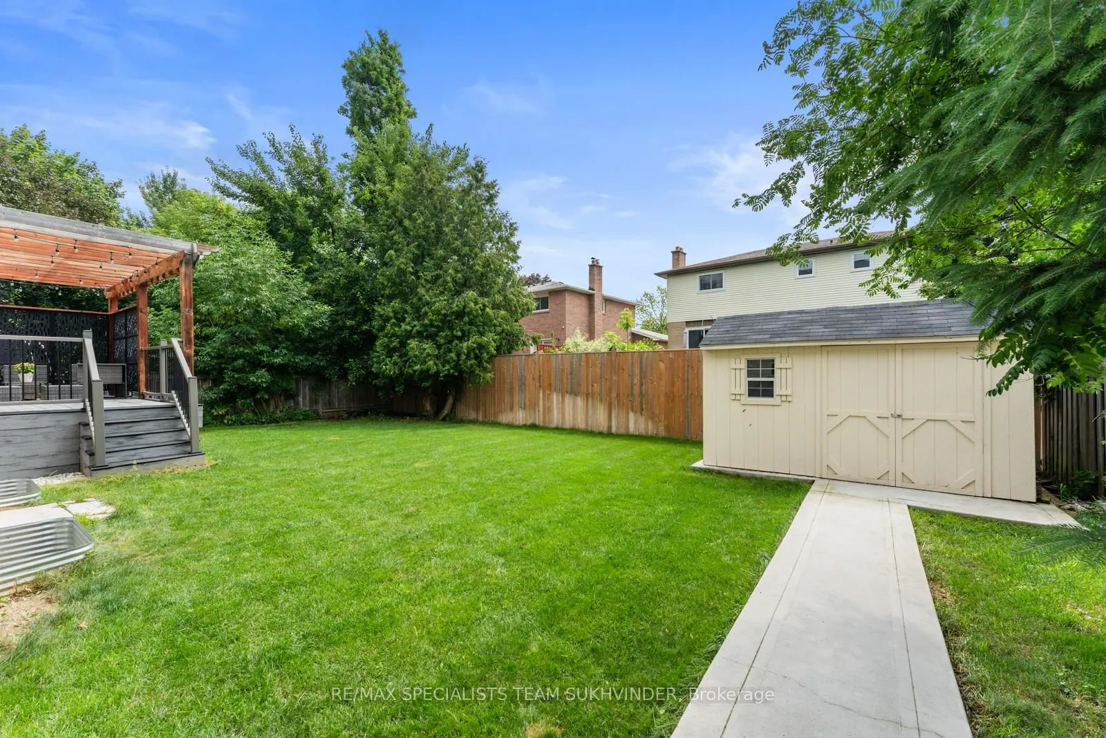 108 Meadowbrook Drive