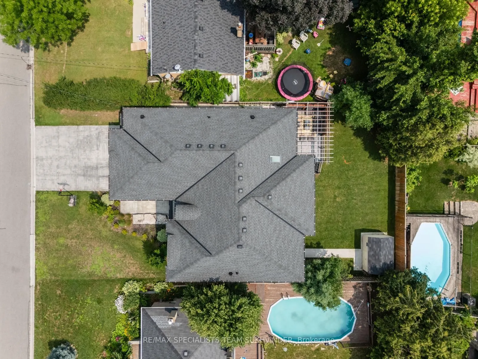 108 Meadowbrook Drive
