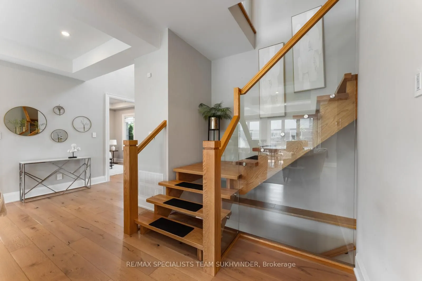 108 Meadowbrook Drive