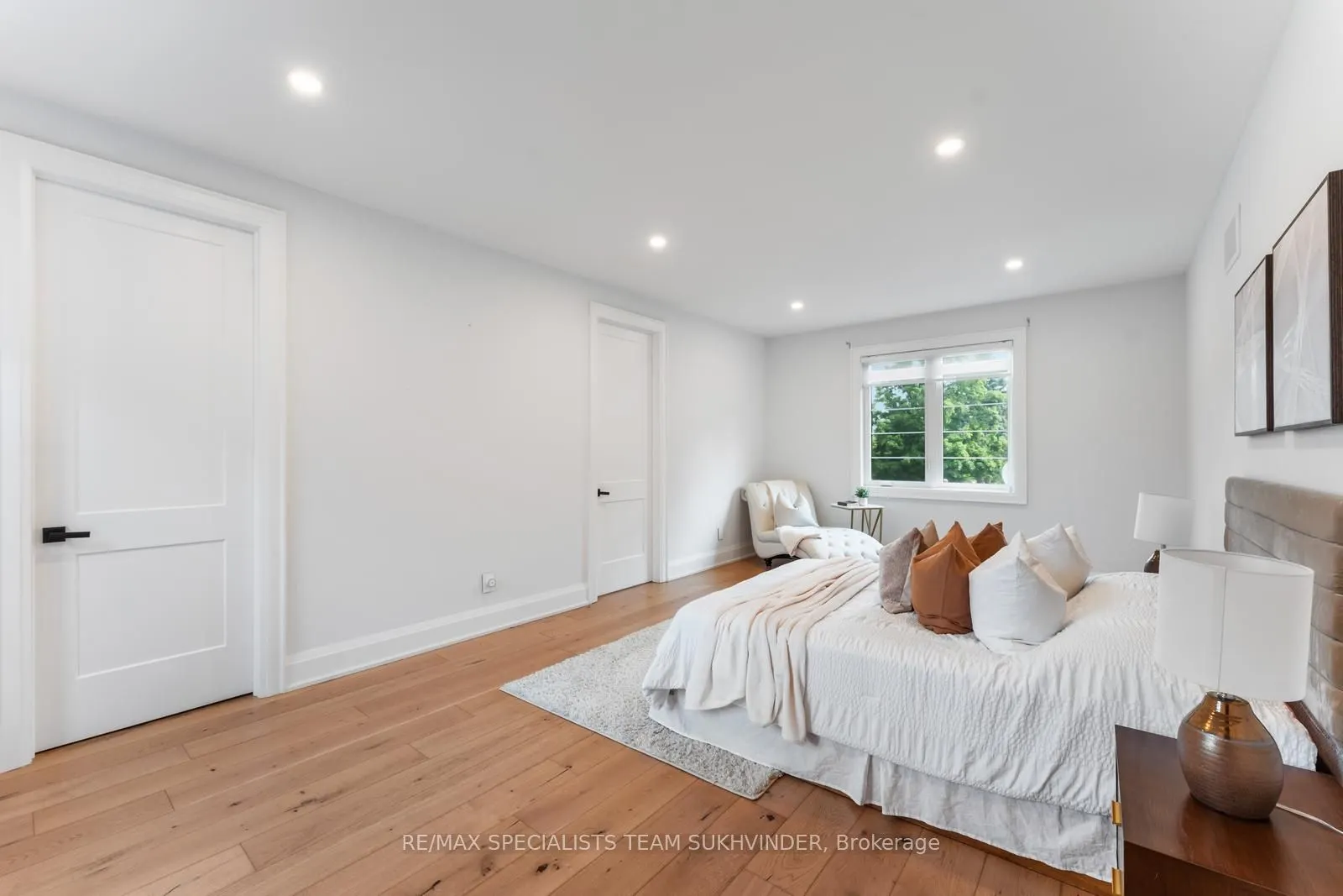 108 Meadowbrook Drive