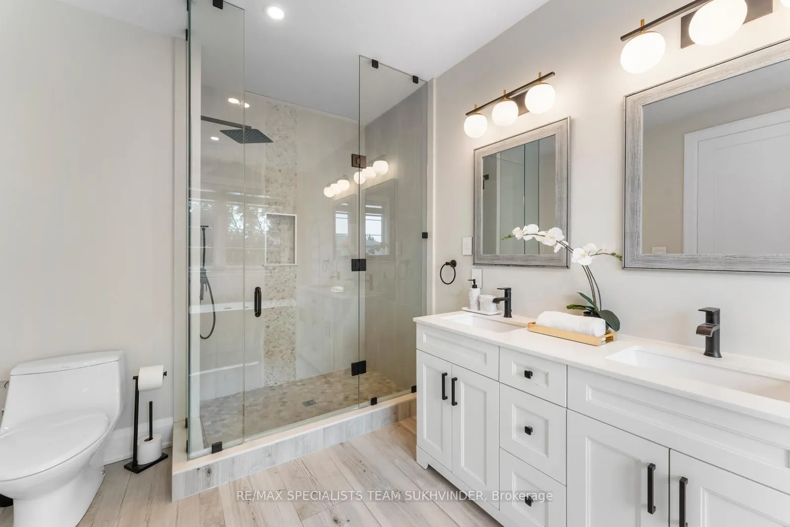 108 Meadowbrook Drive
