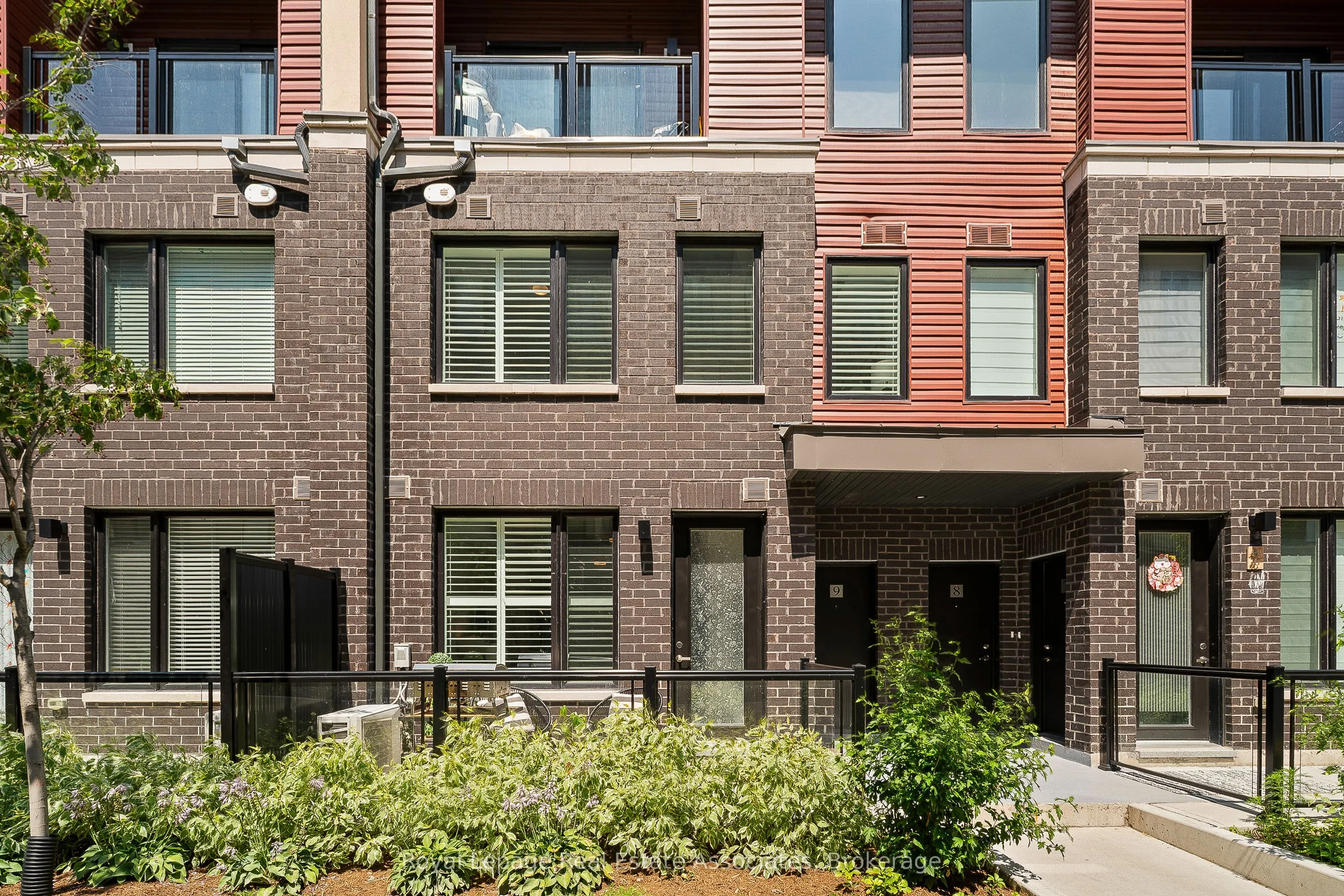 3546 Colonial Drive, #10