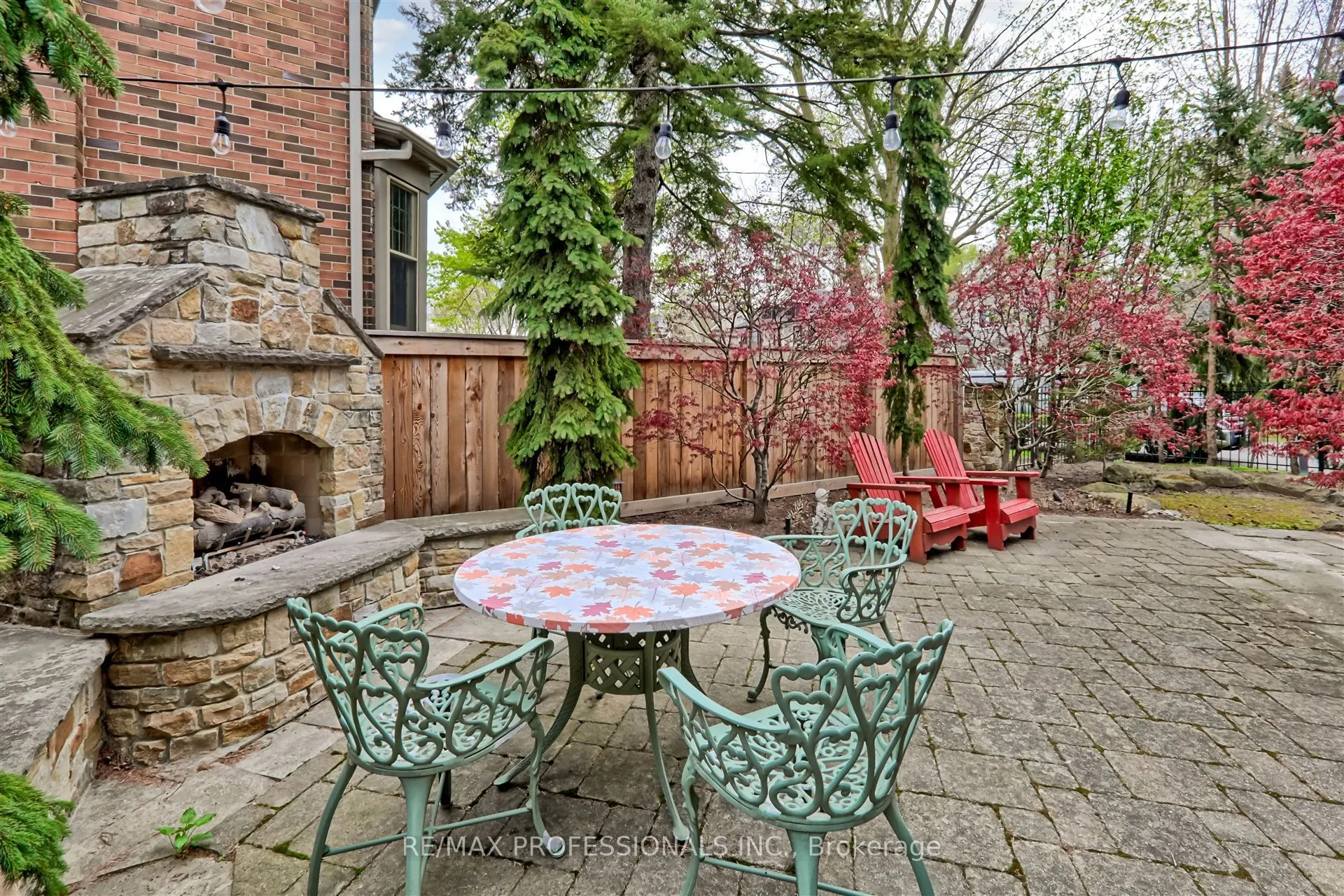 231 Grenview Boulevard S