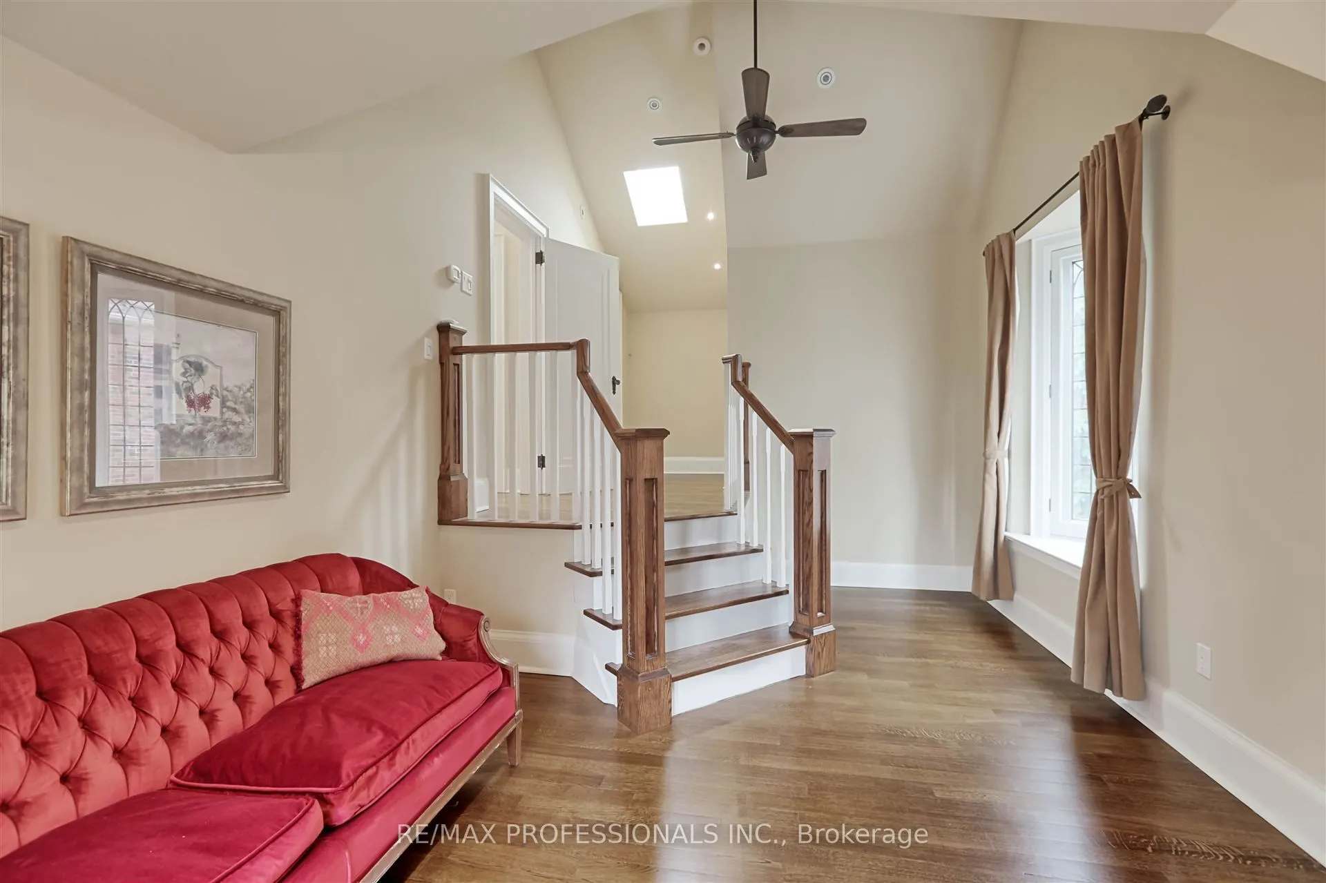 231 Grenview Boulevard S