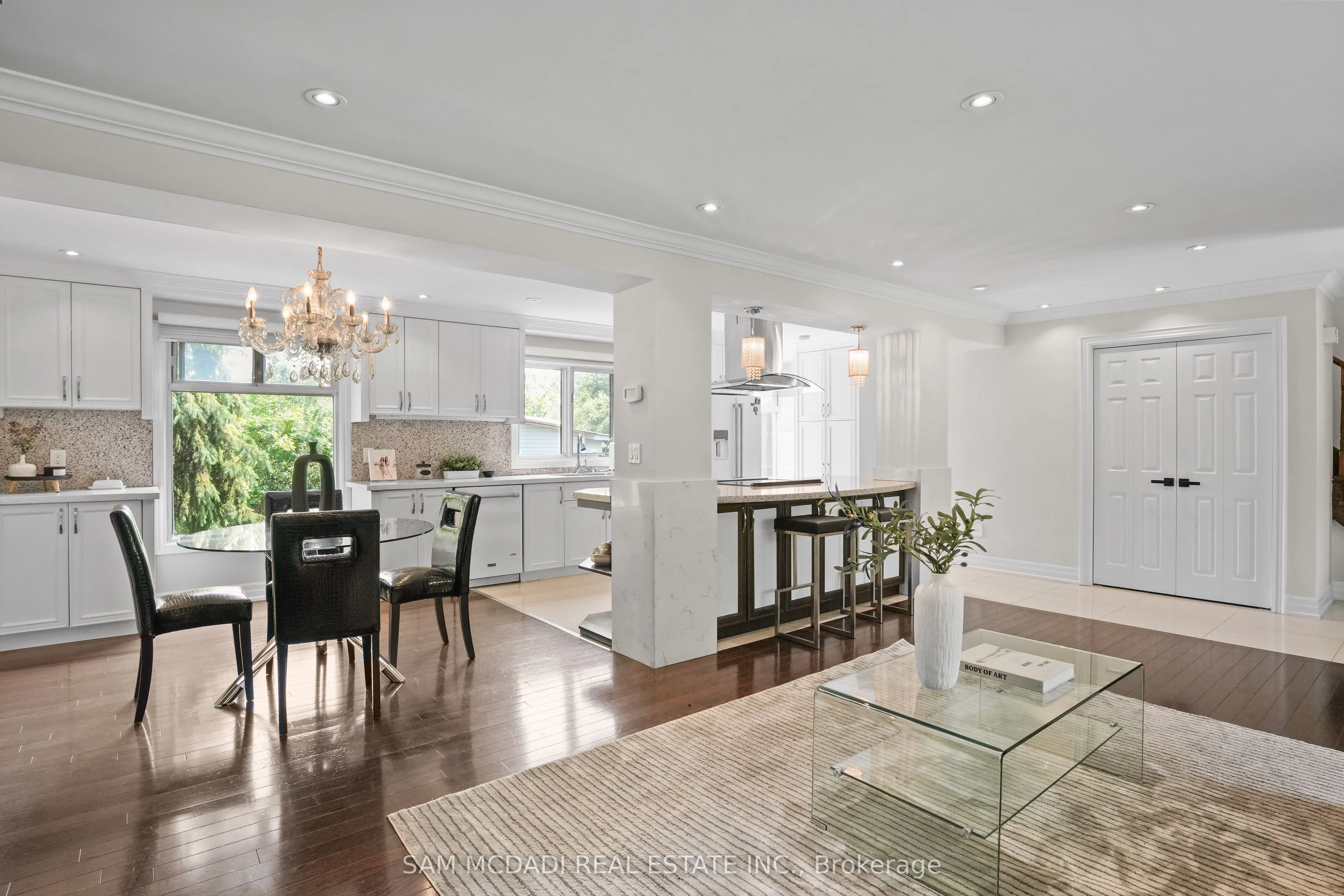 2035 Lorelei Road