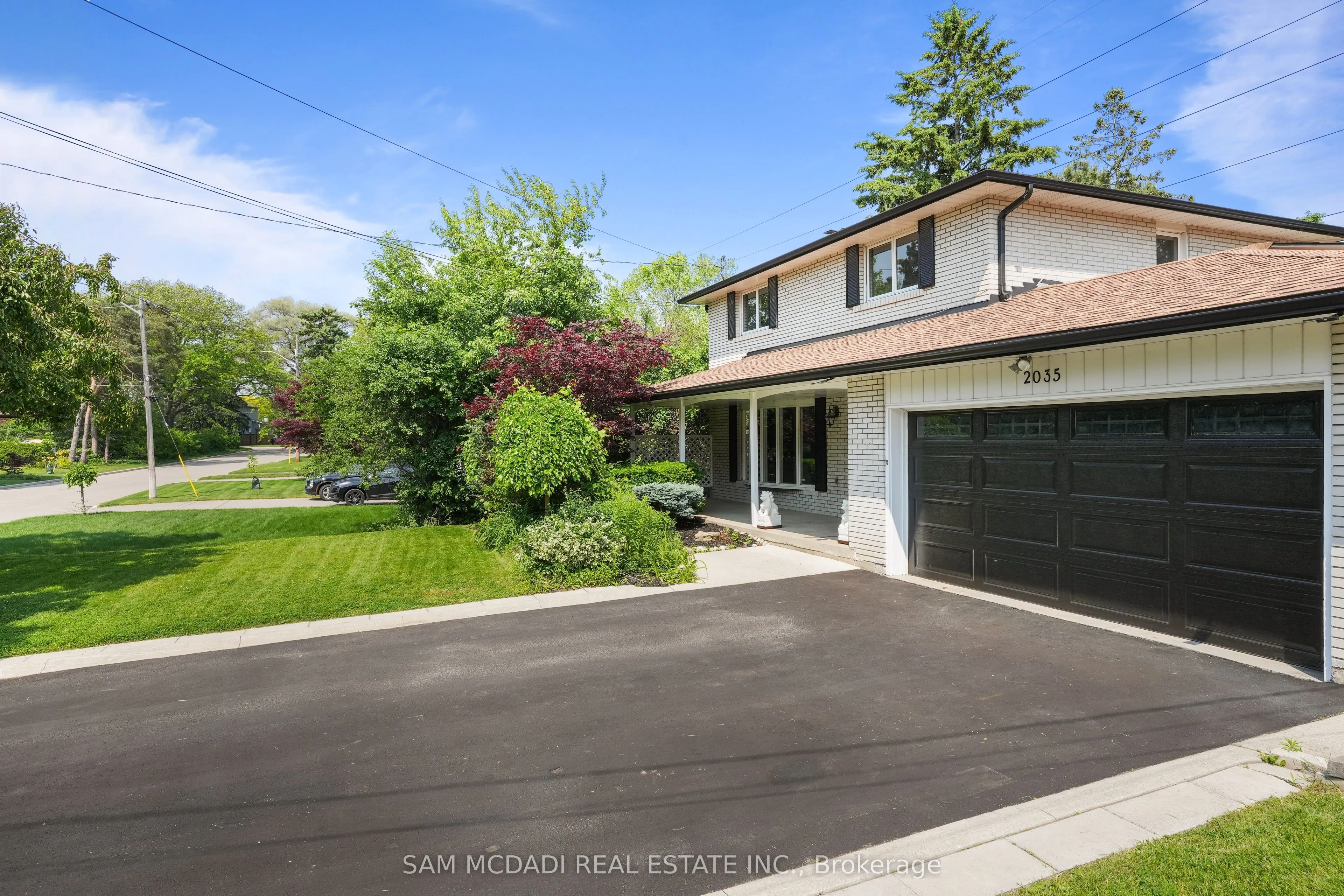 2035 Lorelei Road