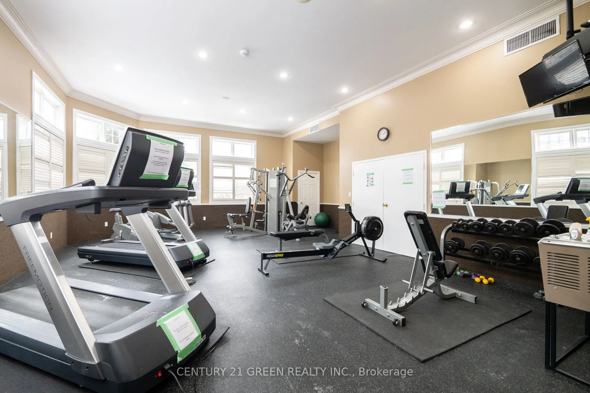 1479 Maple Avenue, #206